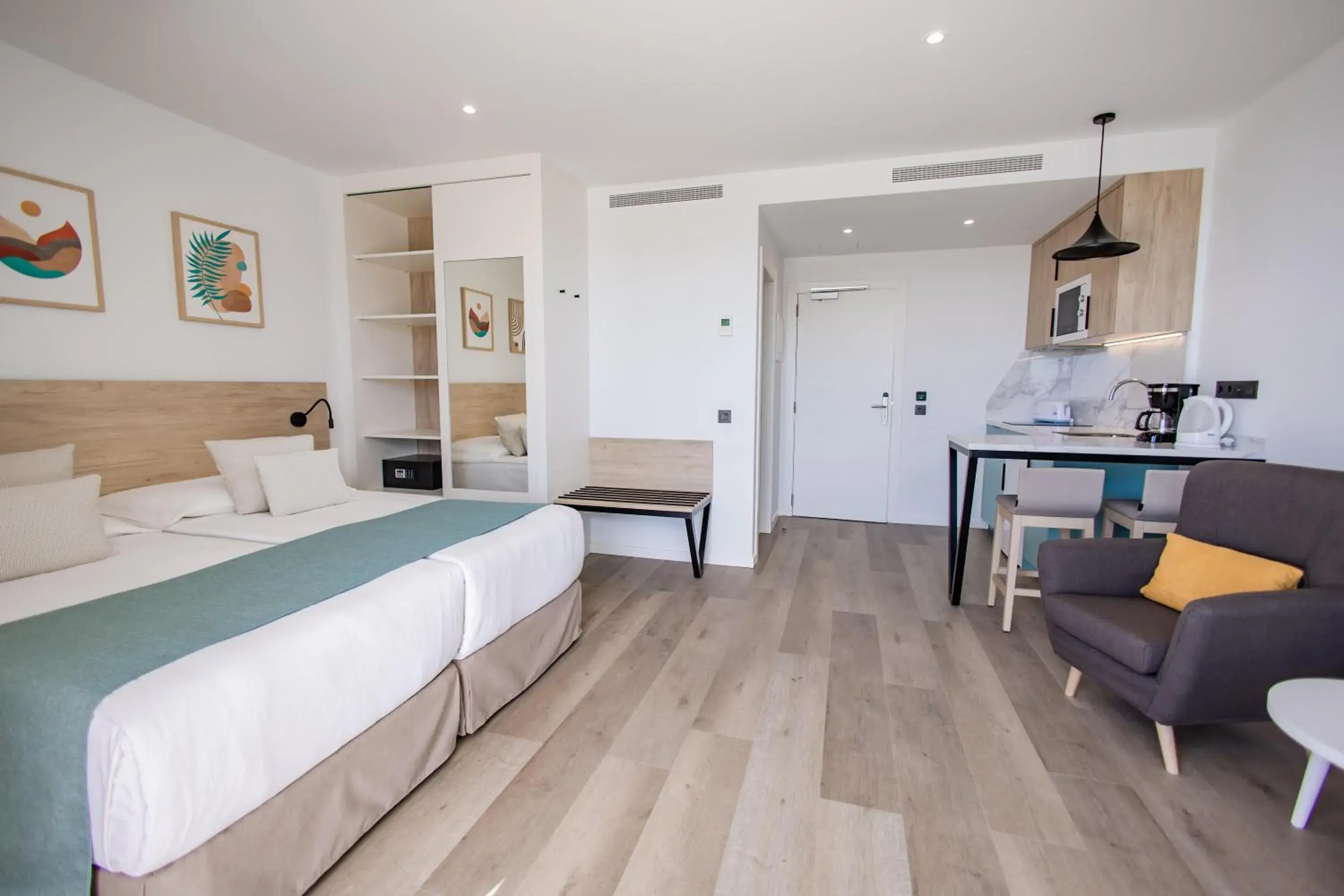 Photo of the whole room, Bed in Servatur Hartaguna - Adults Only Photo of the whole room, Bed in Servatur Hartaguna - Adults Only