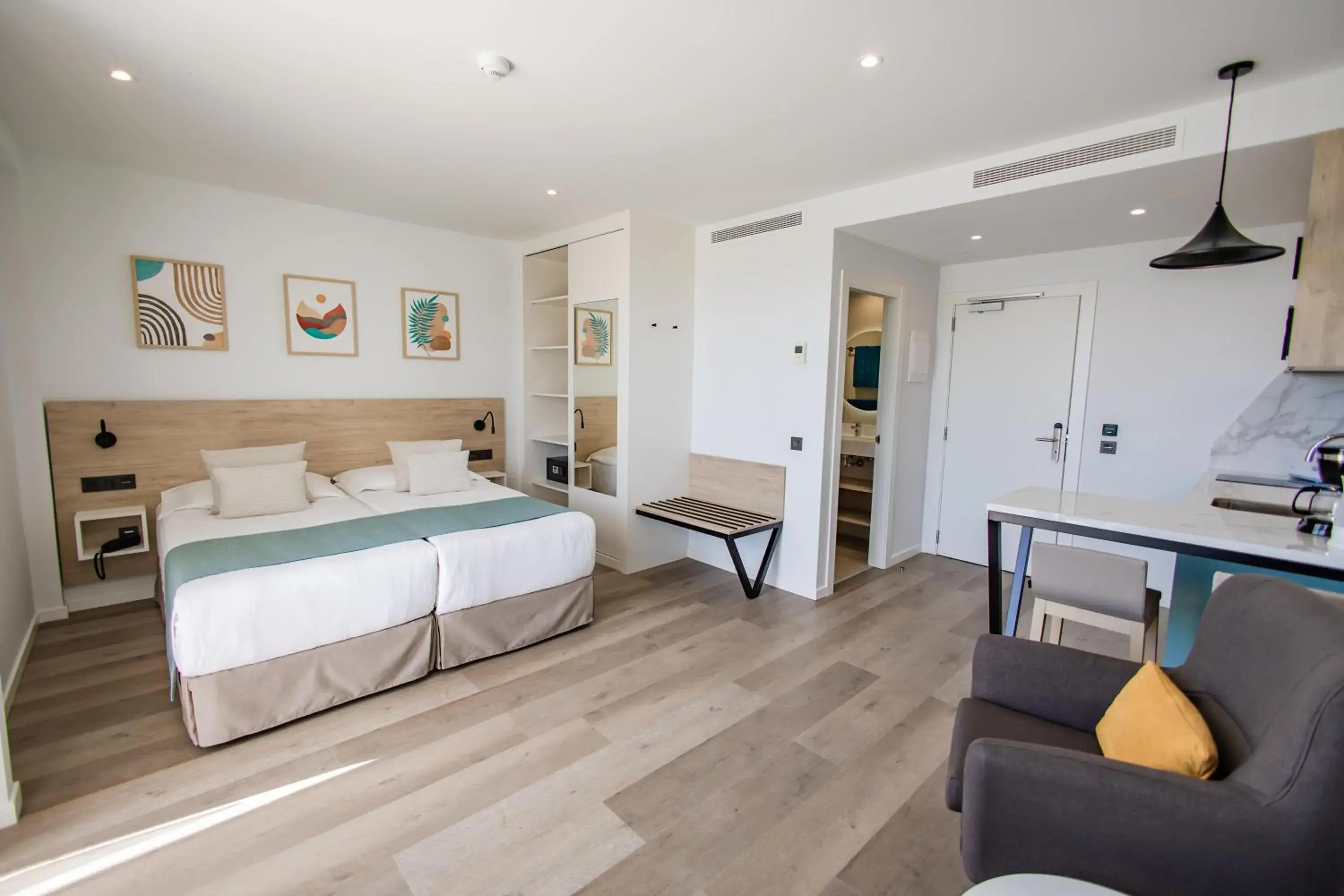 Photo of the whole room, Bed in Servatur Hartaguna - Adults Only Photo of the whole room, Bed in Servatur Hartaguna - Adults Only