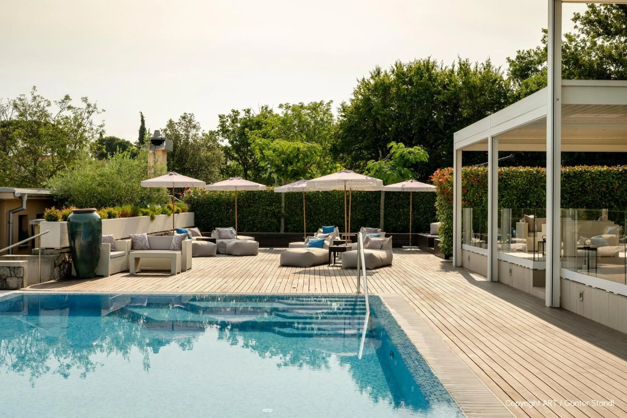Swimming pool in Hotel Vila Rova