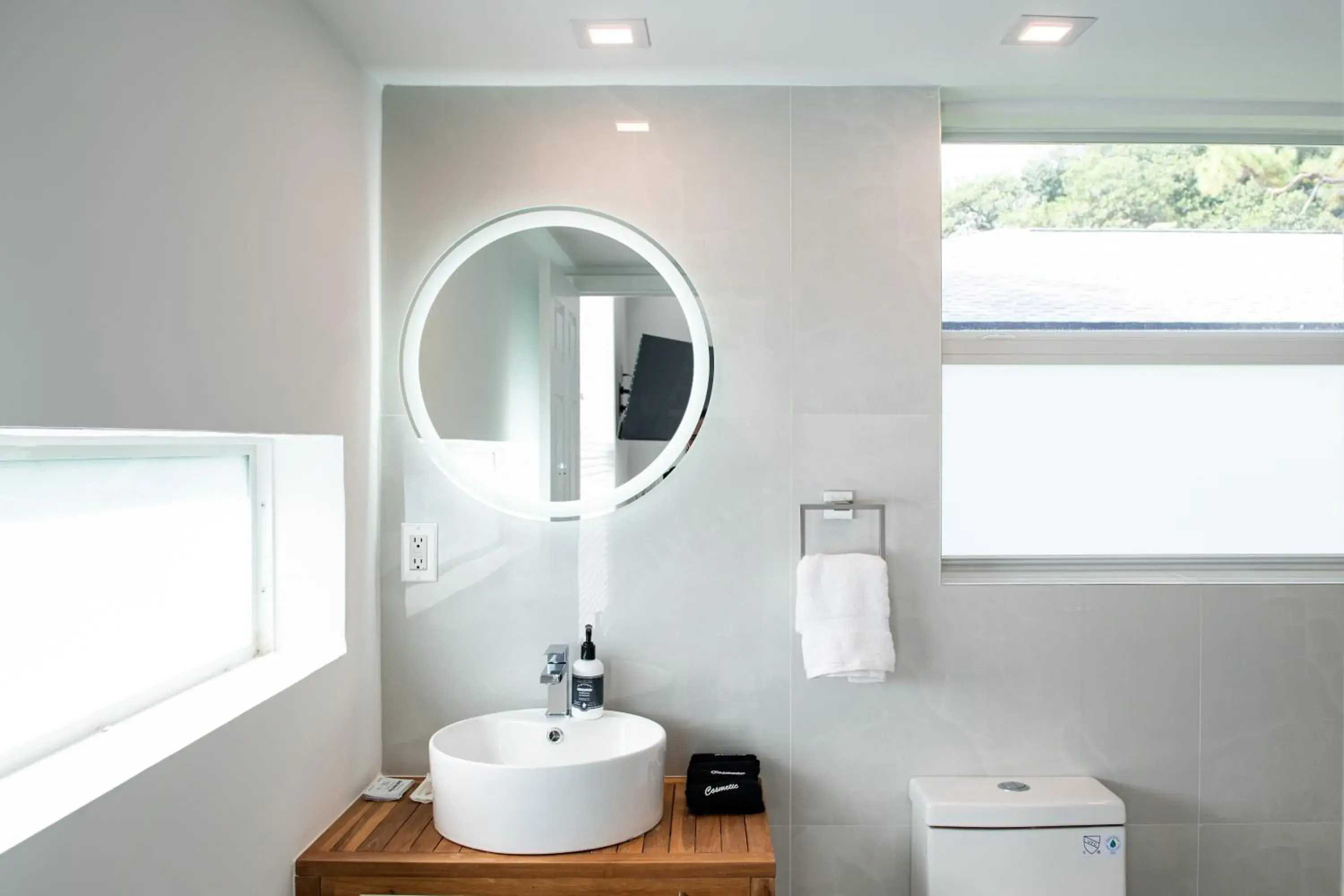 Duplex Suite in The Lauderdale Boutique Hotel Duplex Suite in The Lauderdale Boutique Hotel