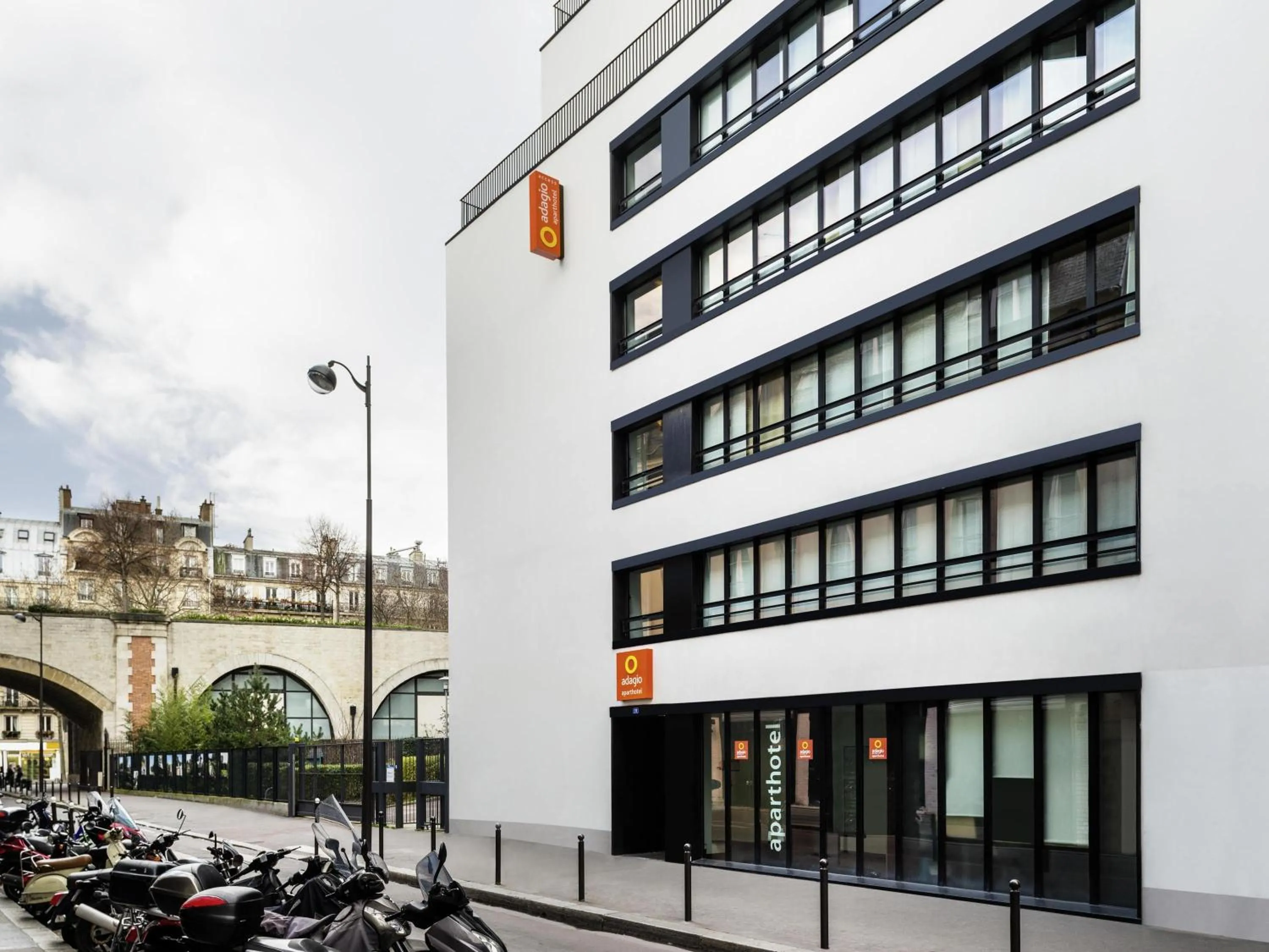 Property building in Aparthotel Adagio Access Paris Bastille
