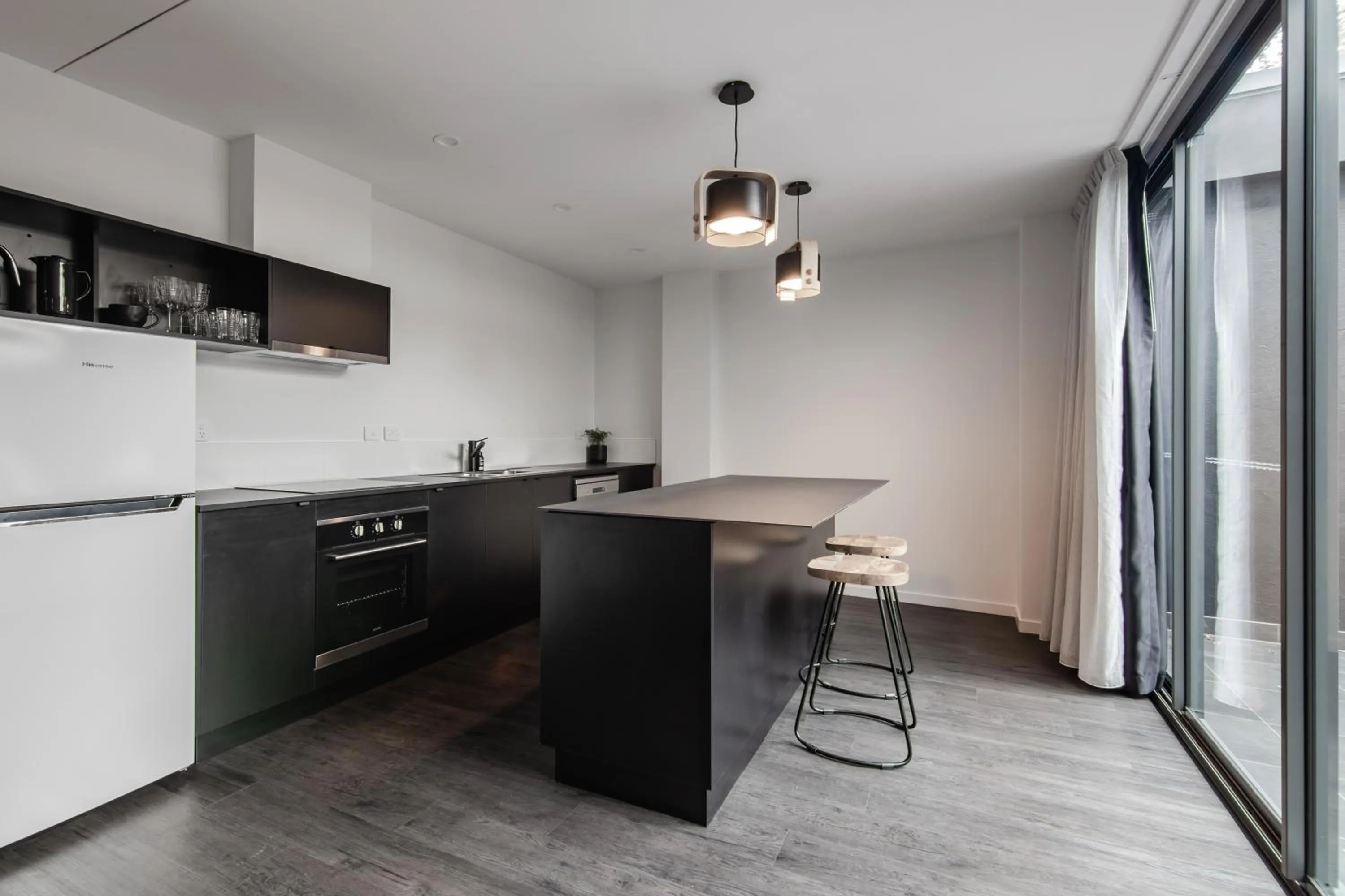 Kitchen or kitchenette in Change Overnight