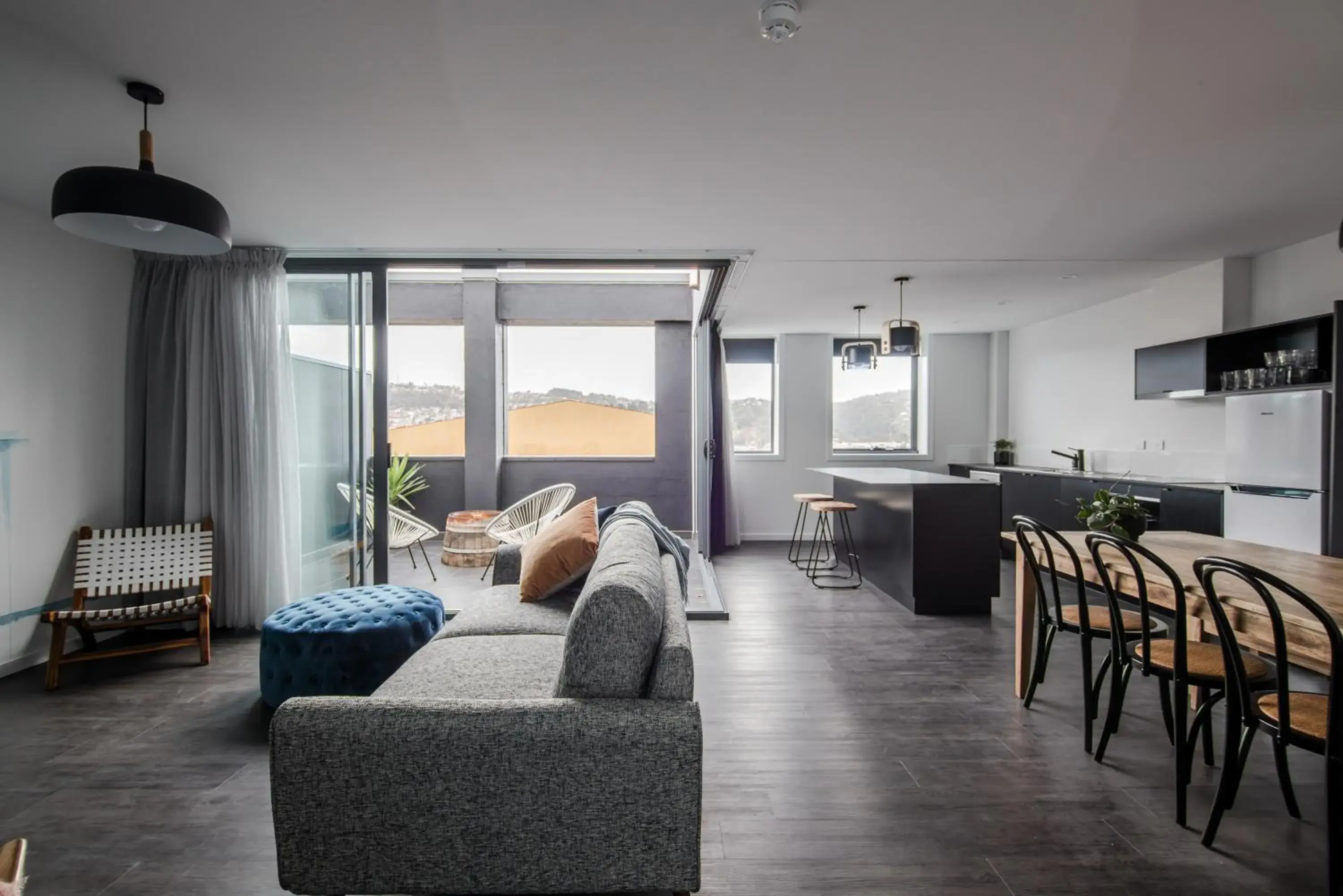 Living room in Change Overnight Living room in Change Overnight