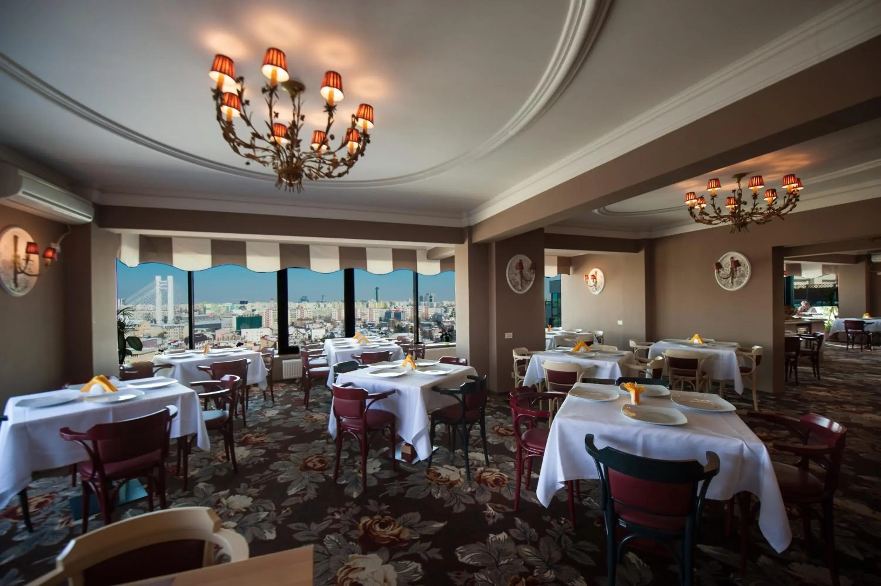 Restaurant/places to eat in Orhideea Residence & Spa Restaurant/places to eat in Orhideea Residence & Spa