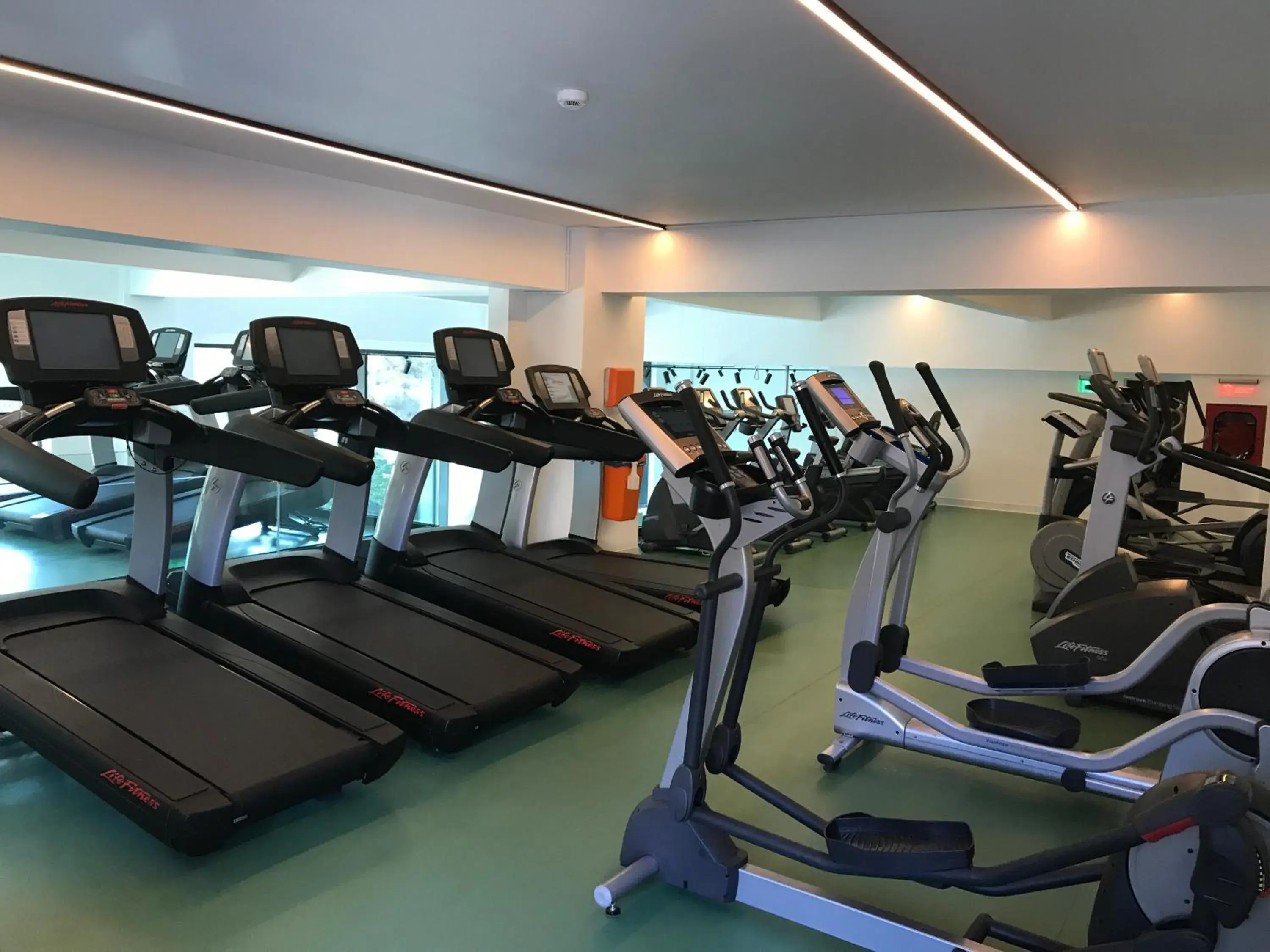 Fitness centre/facilities in Orhideea Residence & Spa Fitness centre/facilities in Orhideea Residence & Spa