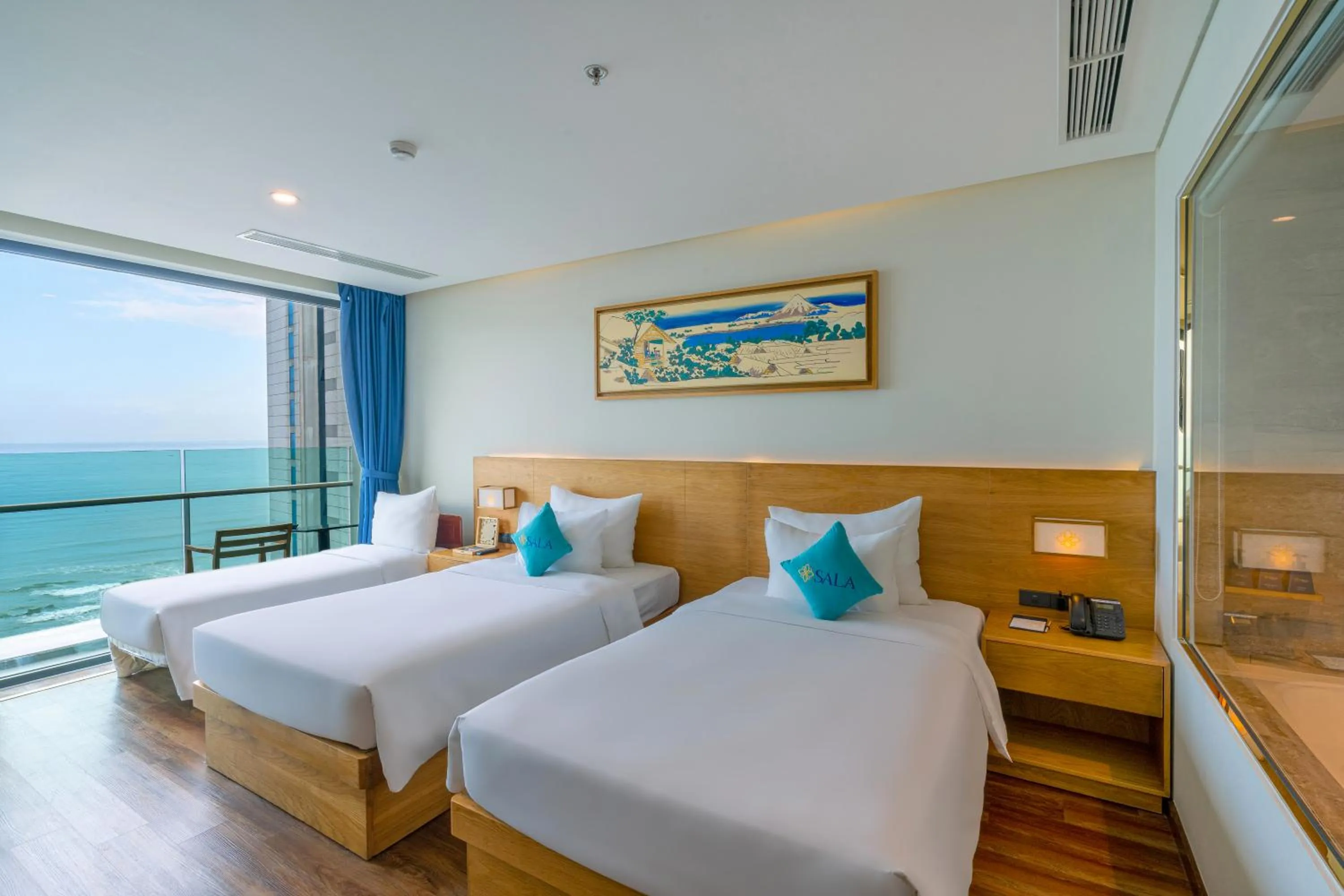 Bed in Sala Danang Beach Hotel