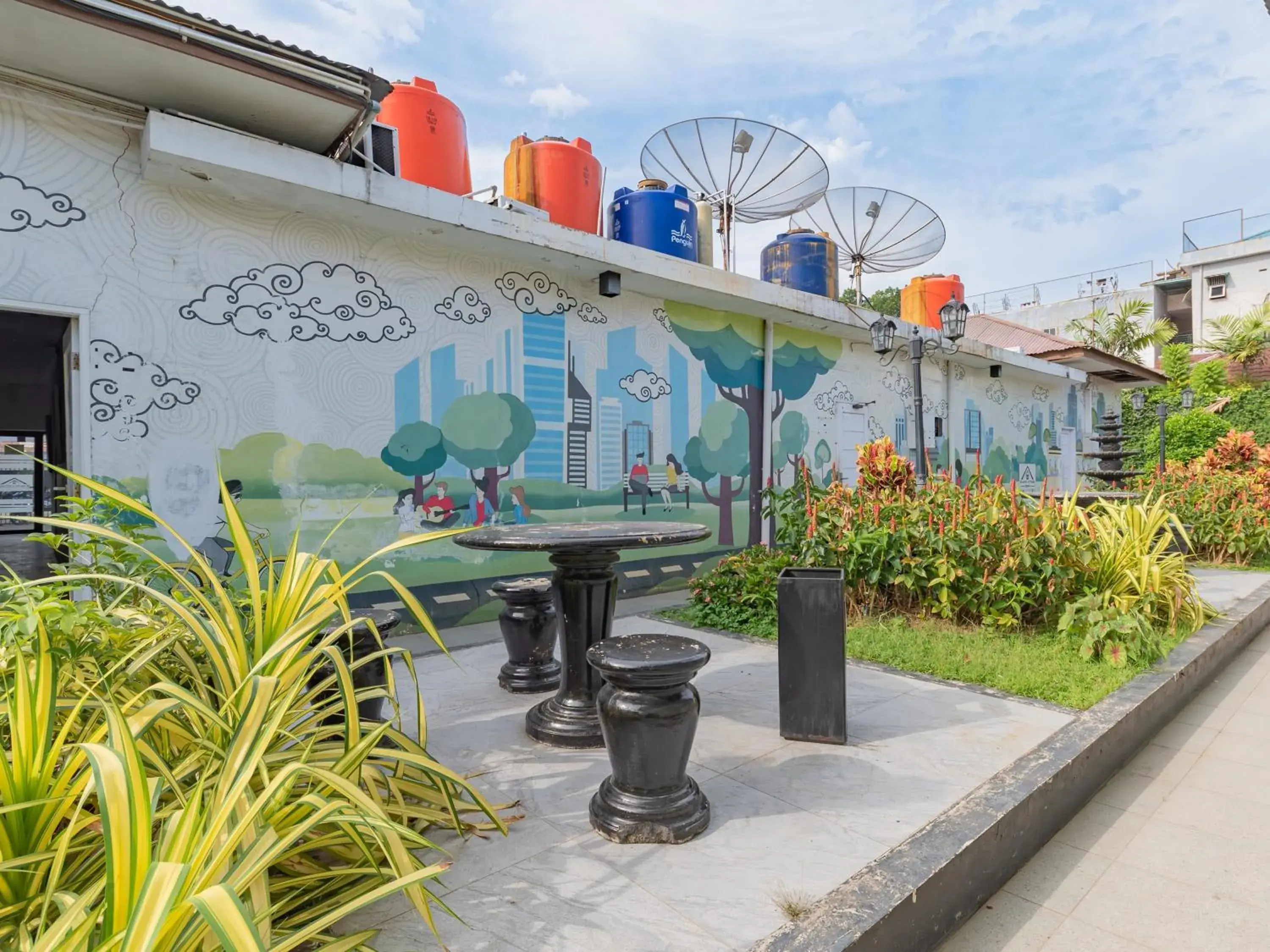 Property building in RedDoorz Plus near UNIMED Medan Property building in RedDoorz Plus near UNIMED Medan