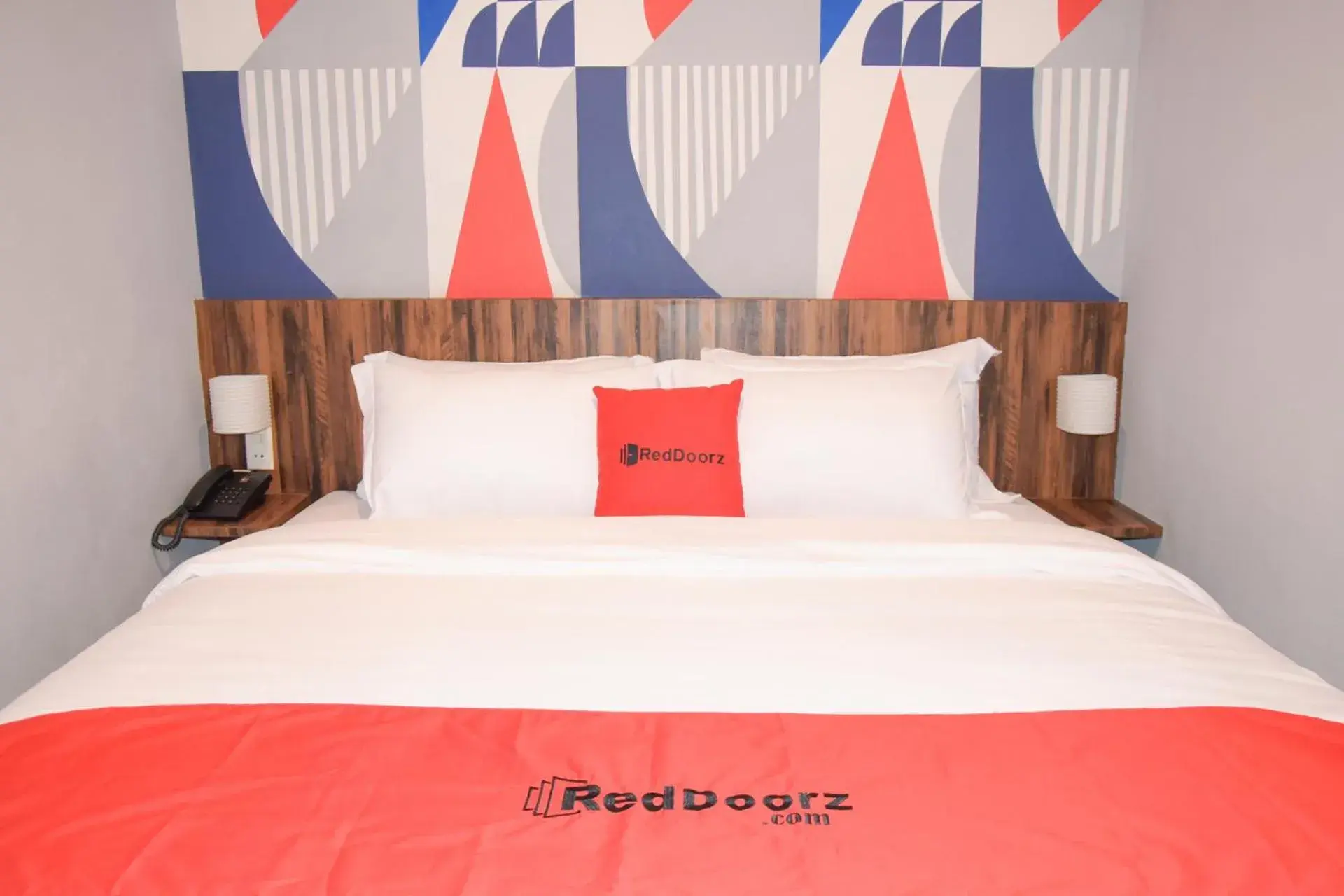 Bedroom, Bed in RedDoorz Plus near UNIMED Medan Bedroom, Bed in RedDoorz Plus near UNIMED Medan