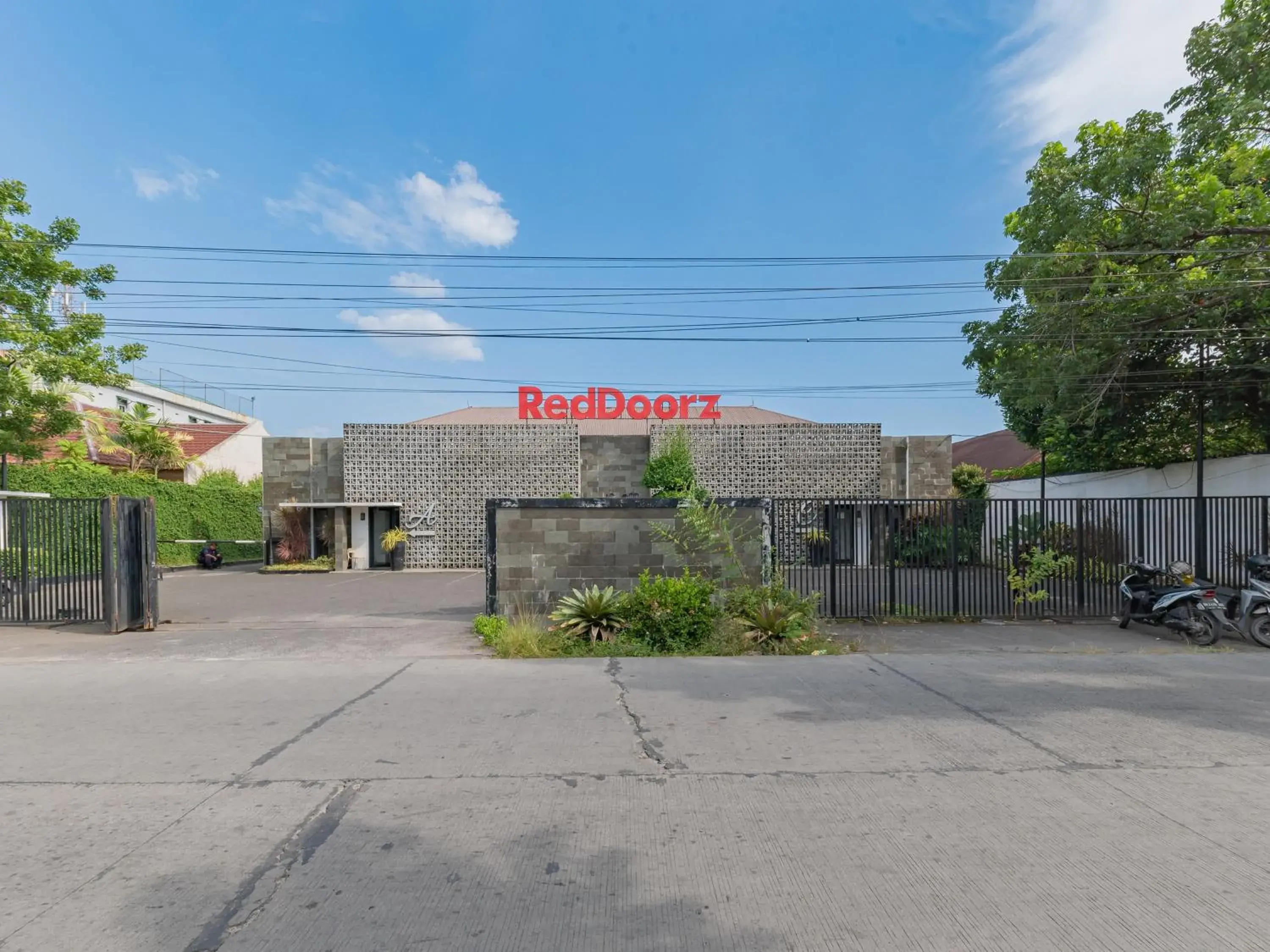 RedDoorz Plus near UNIMED Medan RedDoorz Plus near UNIMED Medan