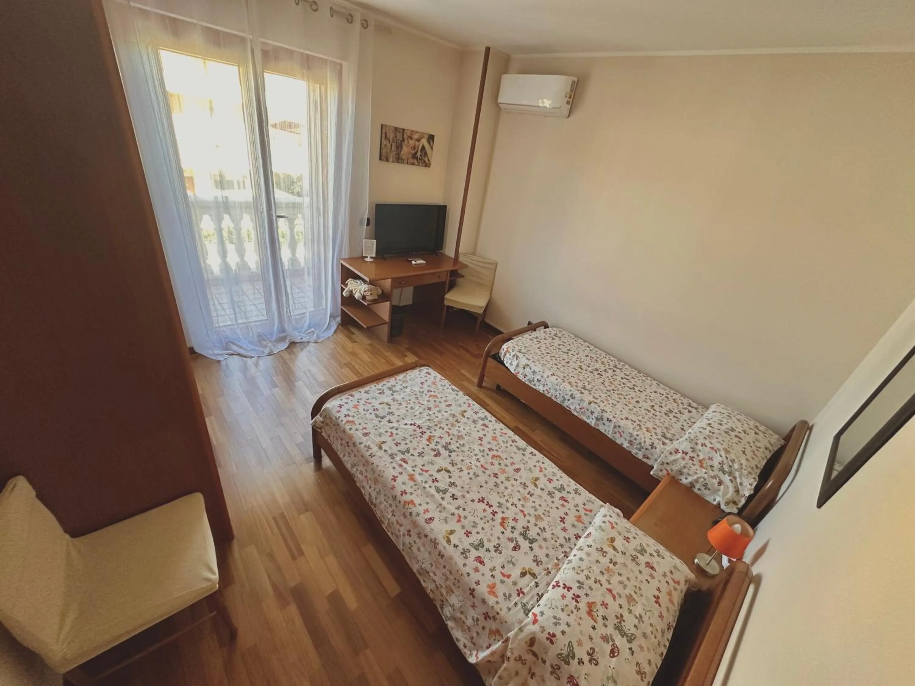 Bedroom, Bed in B&B Mariposa