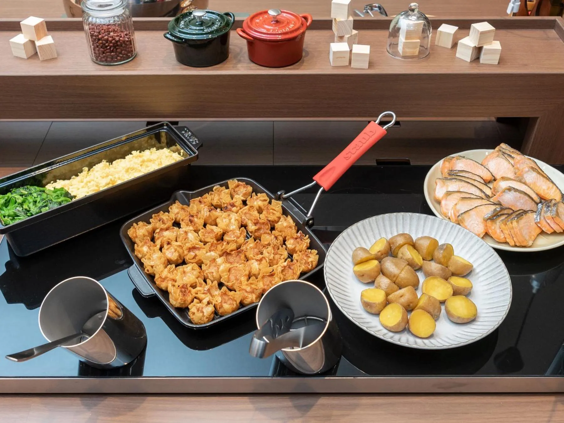 Food and drinks in Super Hotel Premier Obihiro Ekimae