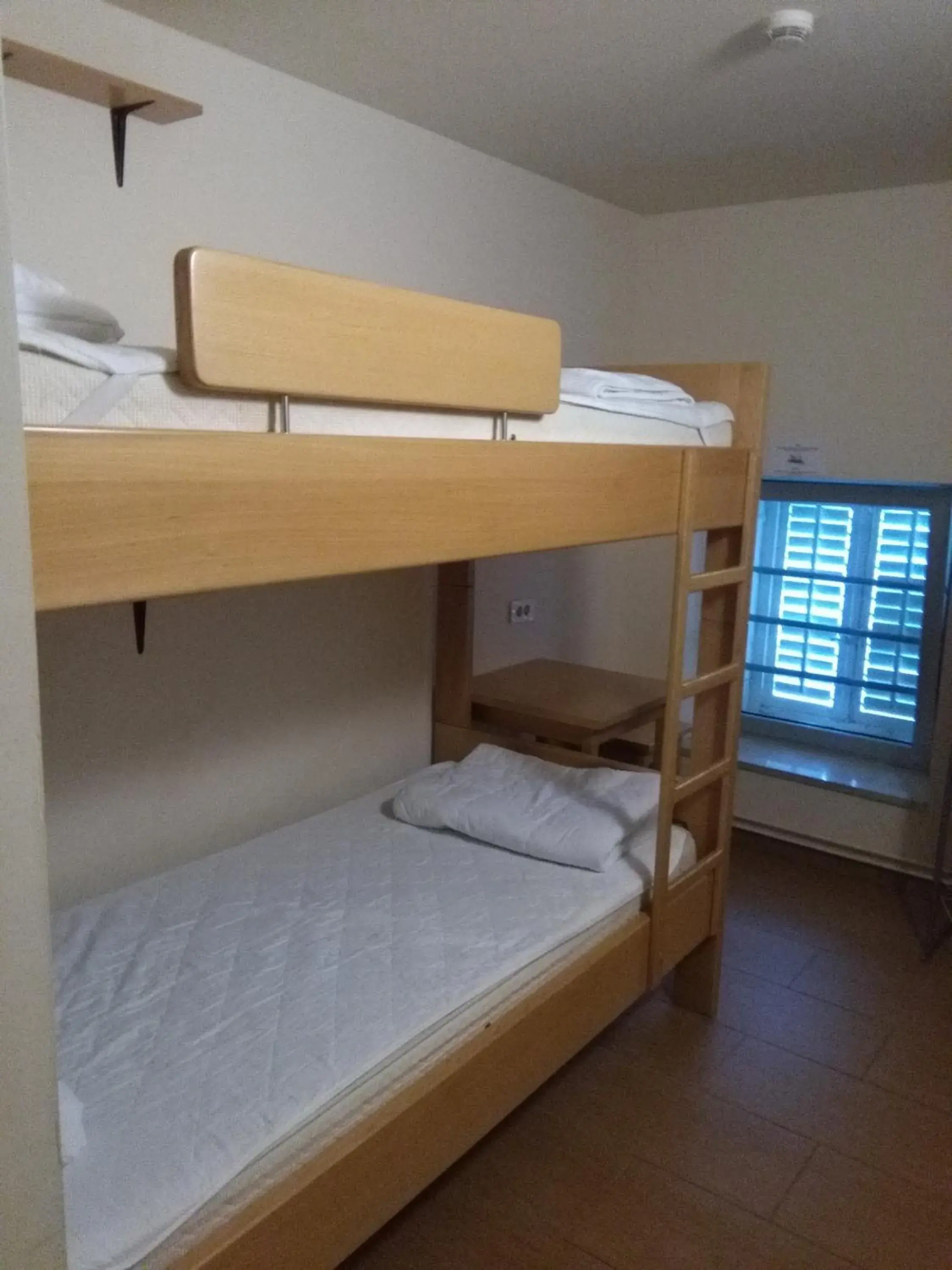 Twin Room with Private Bathroom - single occupancy in HI Hostel Rijeka Twin Room with Private Bathroom - single occupancy in HI Hostel Rijeka