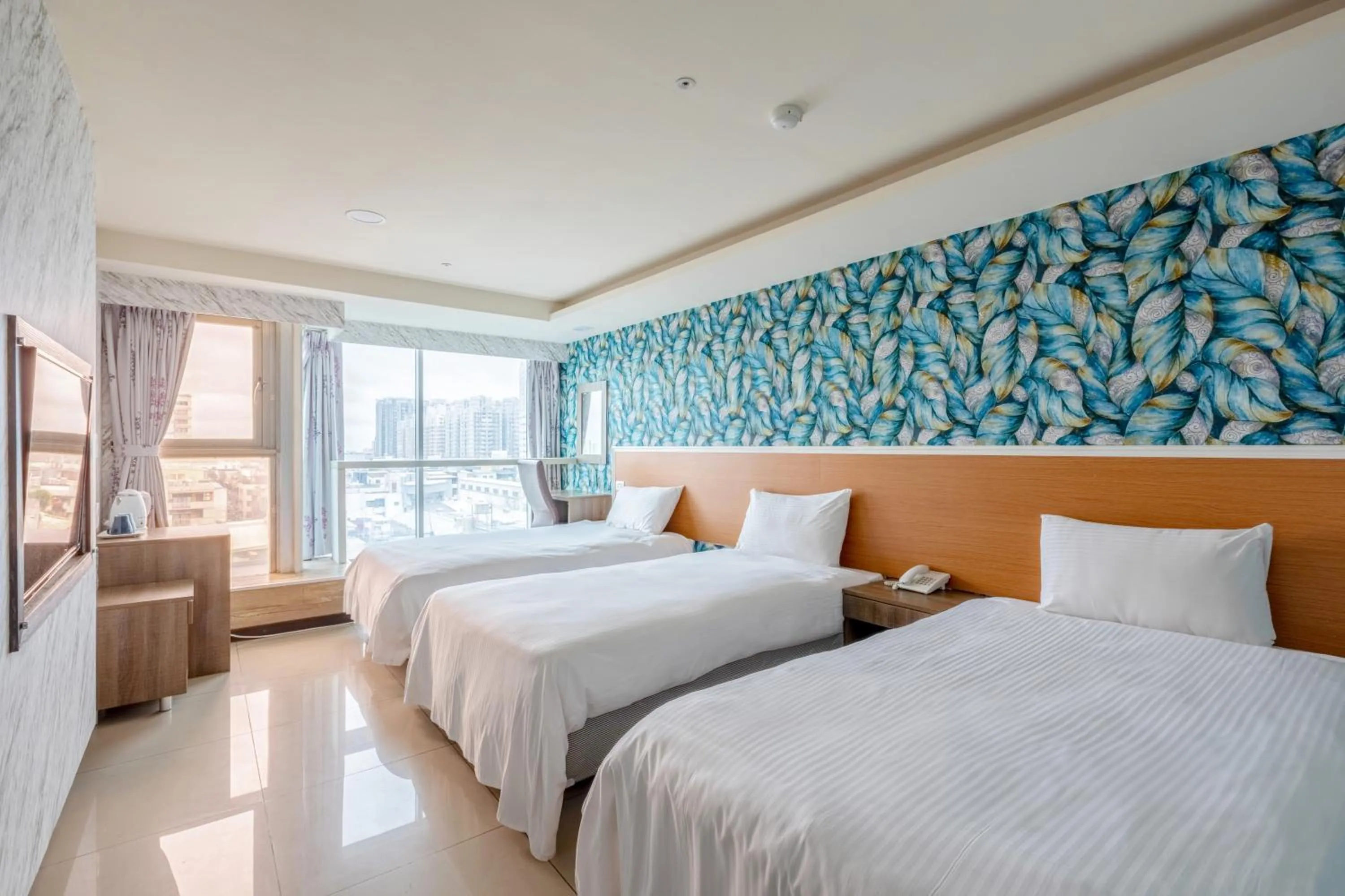Deluxe Triple Room in E Lim Hotel