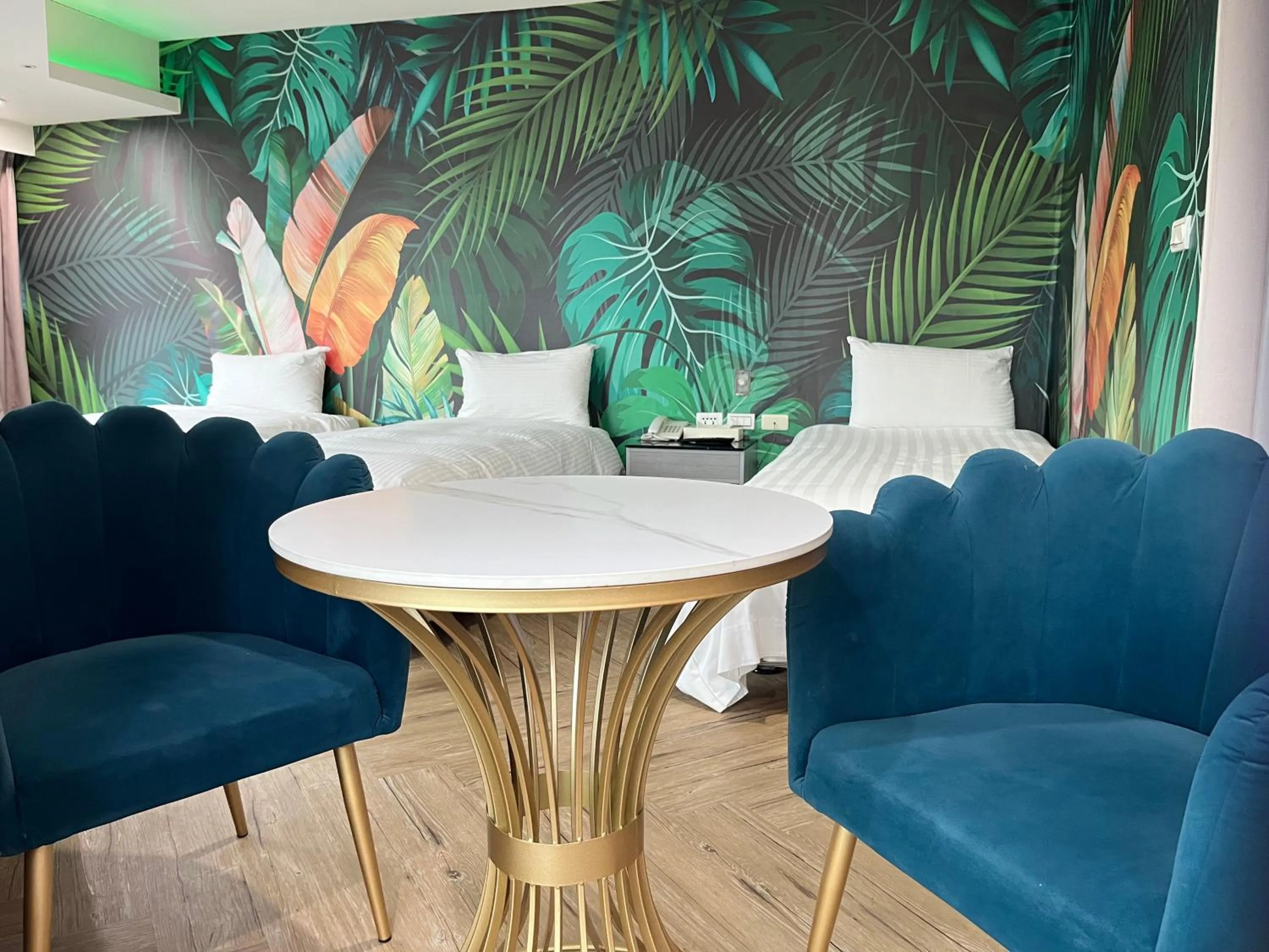 Photo of the whole room in E Lim Hotel