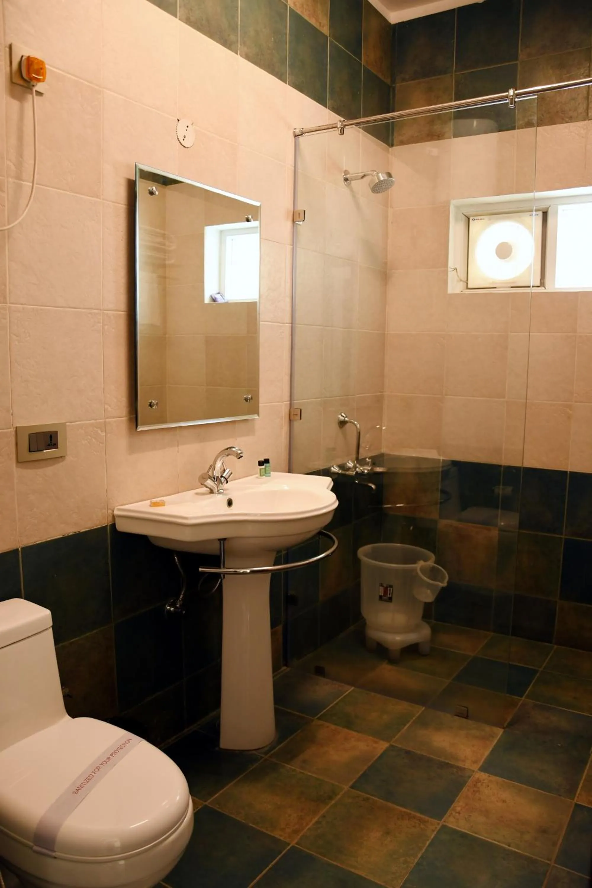 Shower in Mastiff Villa Camellia by OTHPL