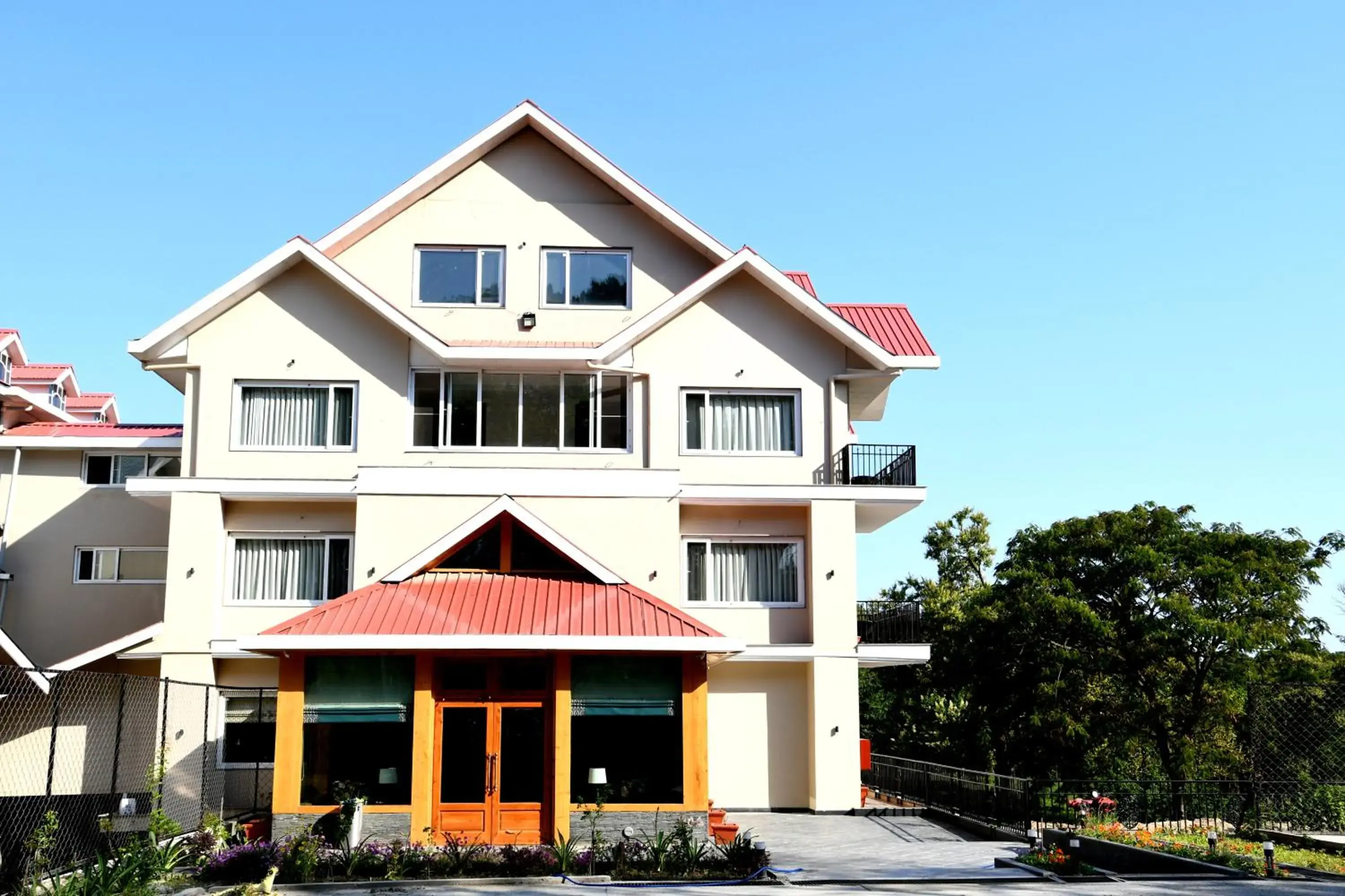 Property building in Mastiff Villa Camellia by OTHPL Property building in Mastiff Villa Camellia by OTHPL