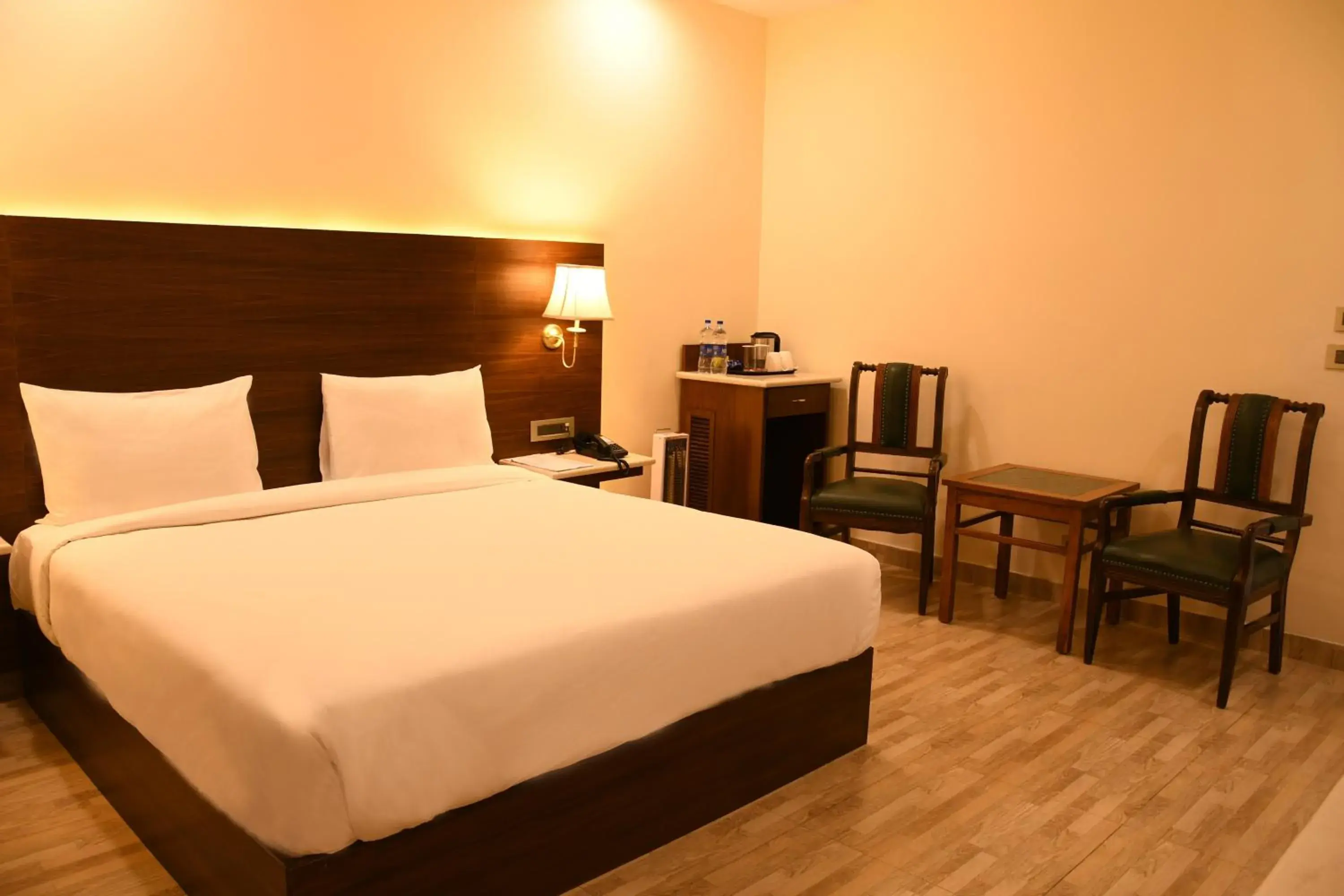 Photo of the whole room, Bed in Mastiff Villa Camellia by OTHPL Photo of the whole room, Bed in Mastiff Villa Camellia by OTHPL