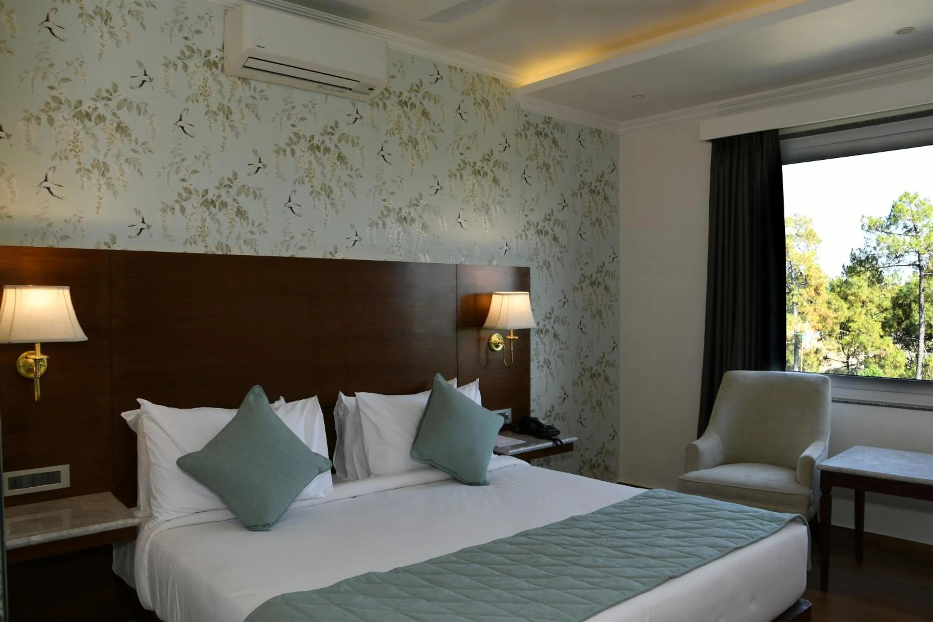 Photo of the whole room, Bed in Mastiff Villa Camellia by OTHPL