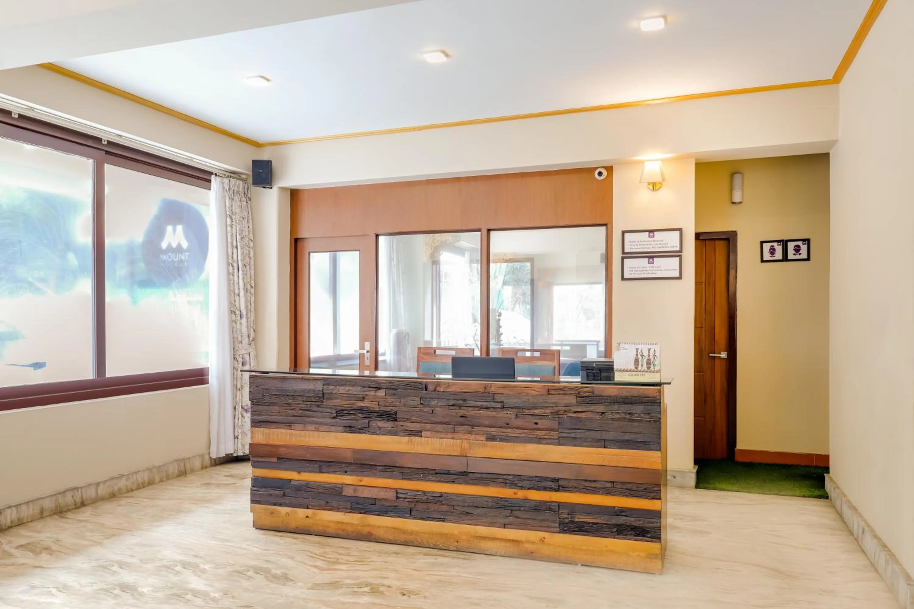 Lobby or reception in Mount Himalayan Hotel