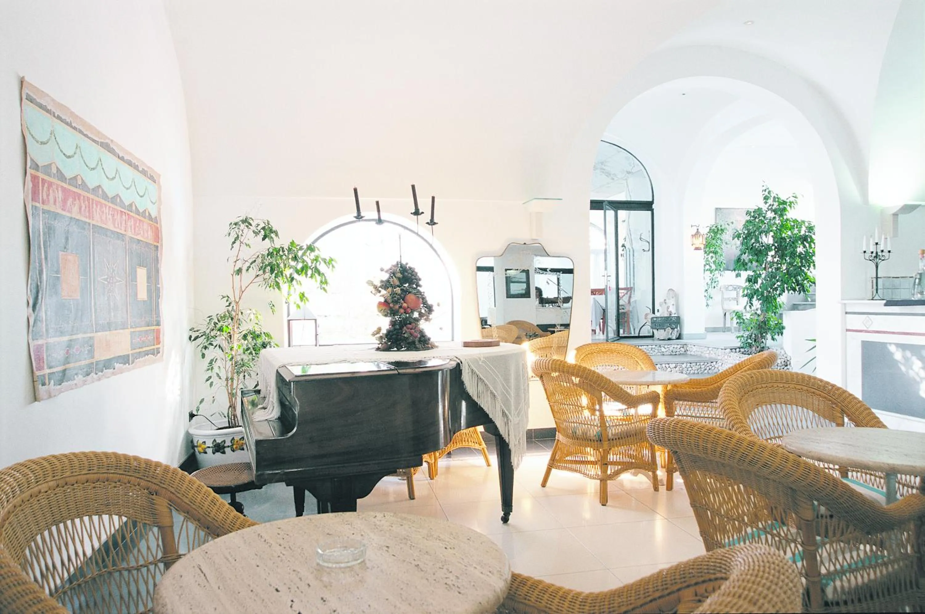 Day in Grand Hotel Santa Domitilla