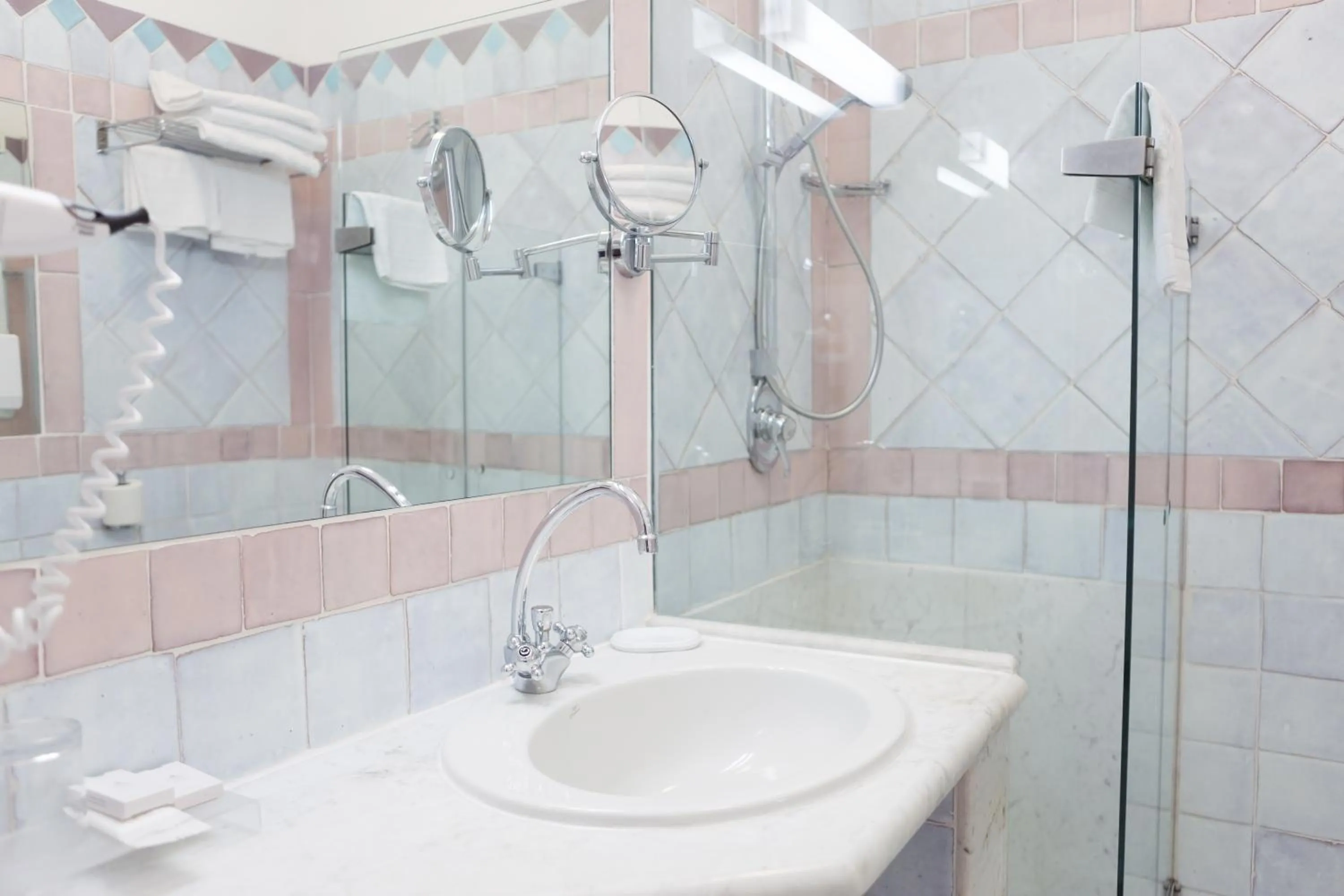 Bathroom in Grand Hotel Santa Domitilla