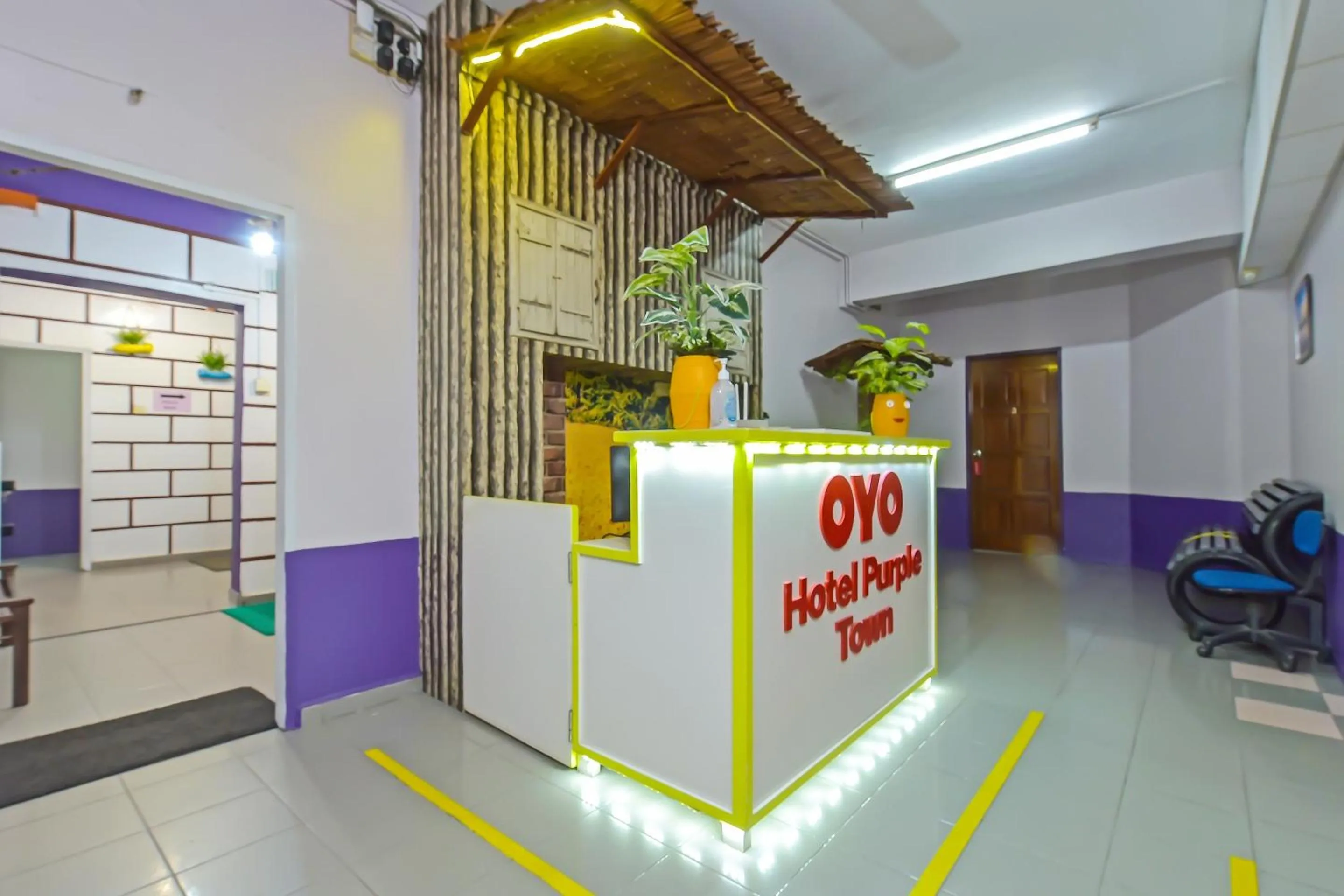 Lobby or reception in Hotel O Purple Town