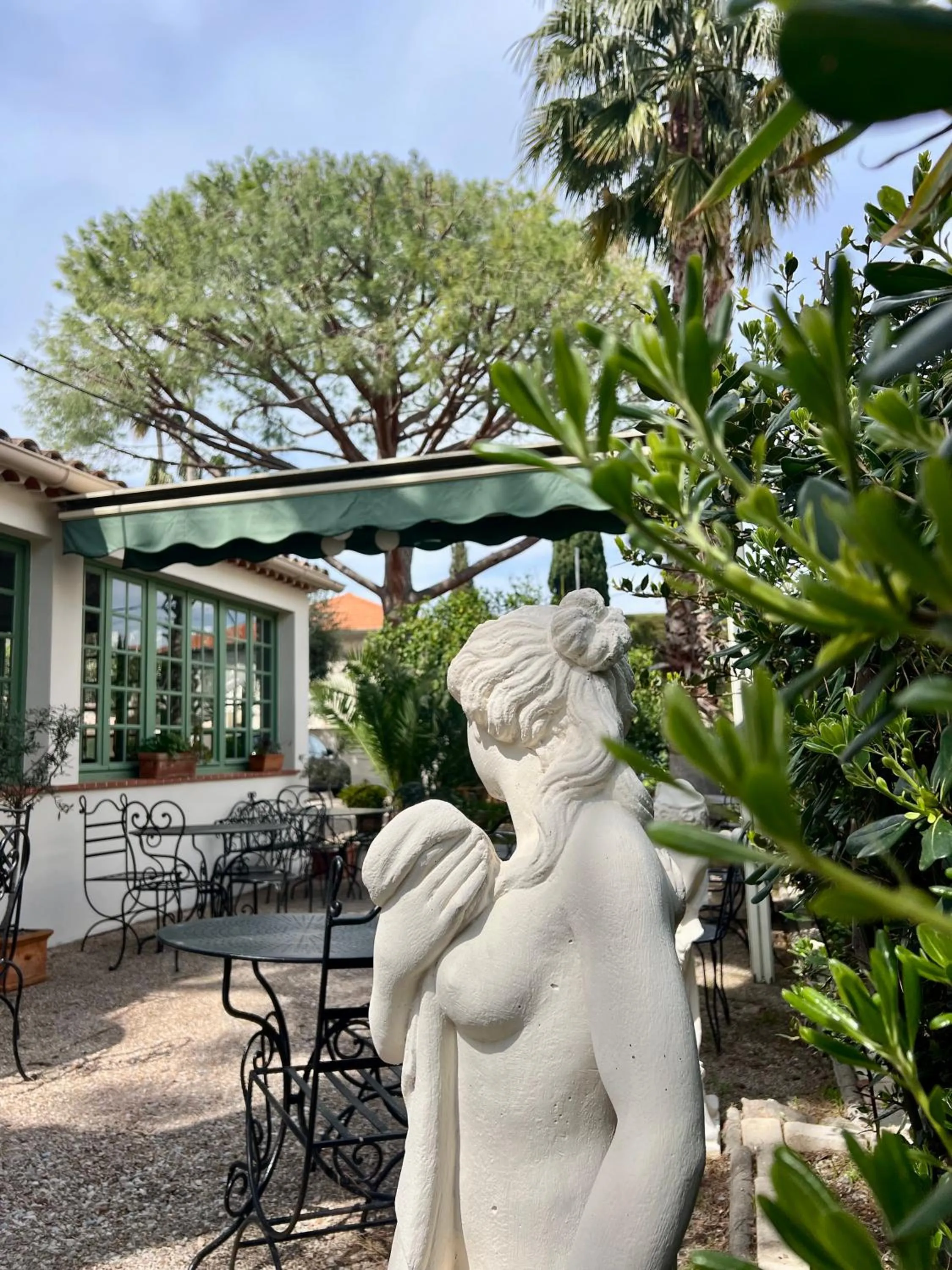 Garden in Hotel Le Ponteil