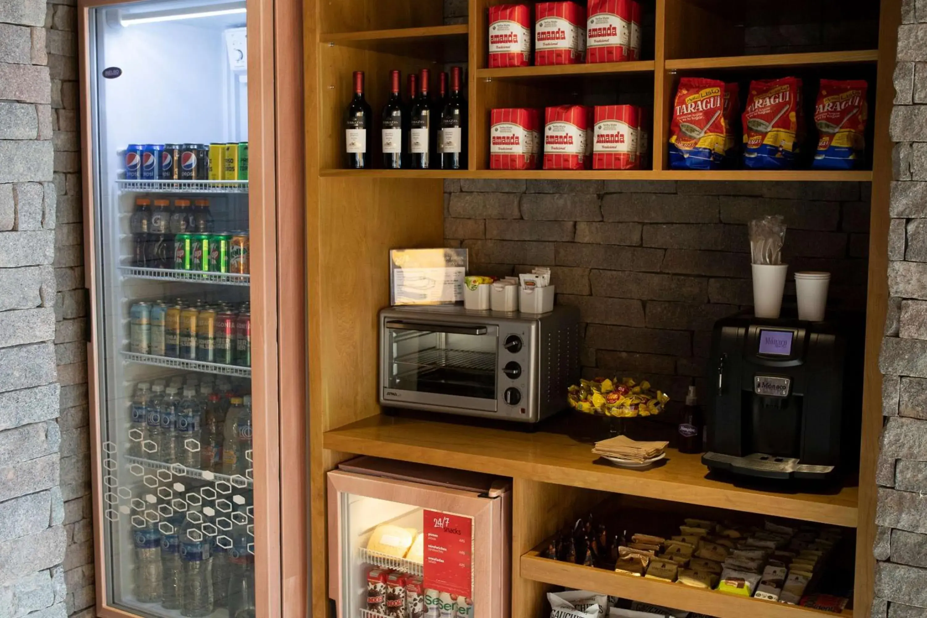 Restaurant/places to eat in Hampton By Hilton Bariloche Restaurant/places to eat in Hampton By Hilton Bariloche