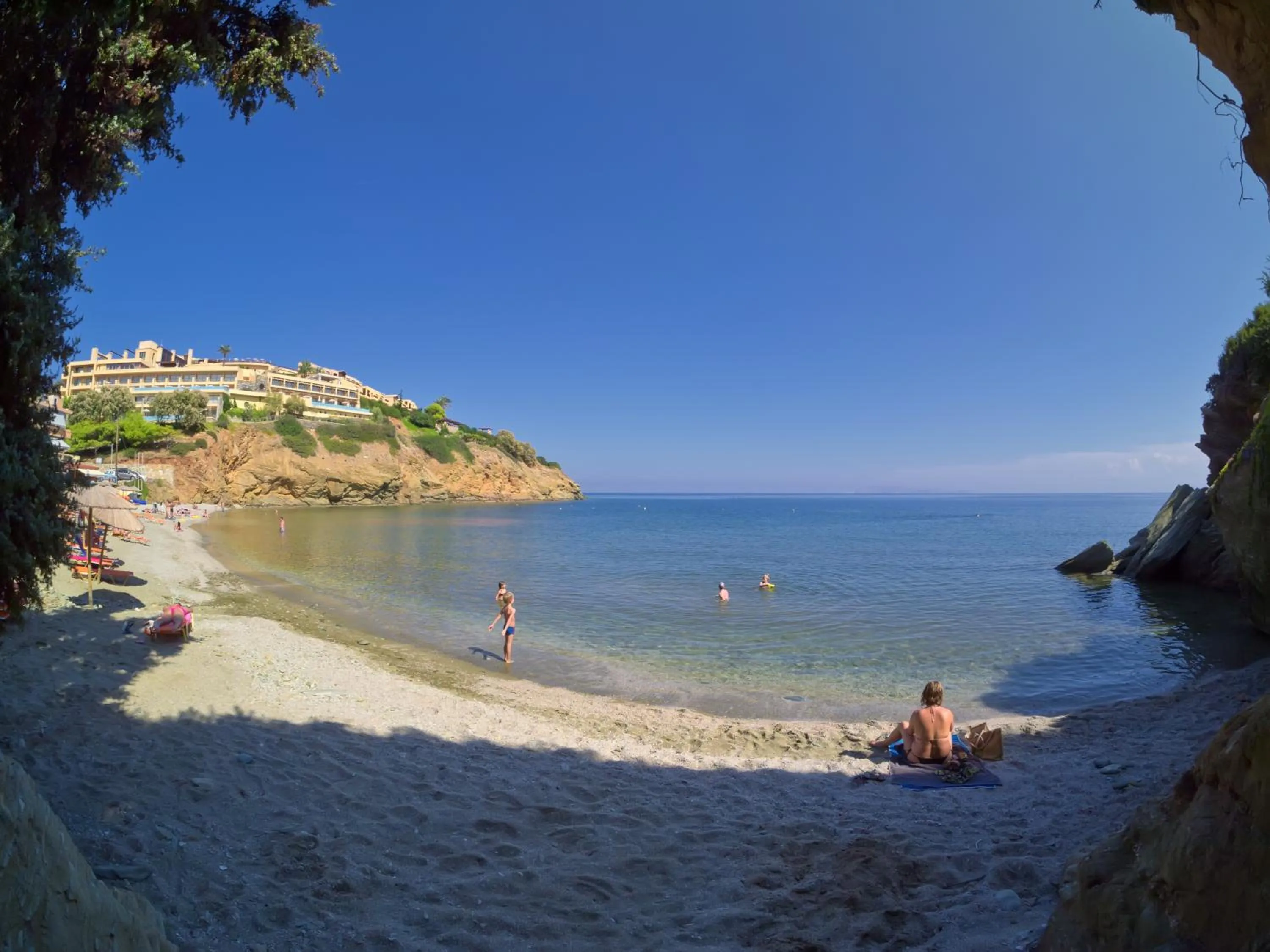 Beach in Litsa Mare Apartments