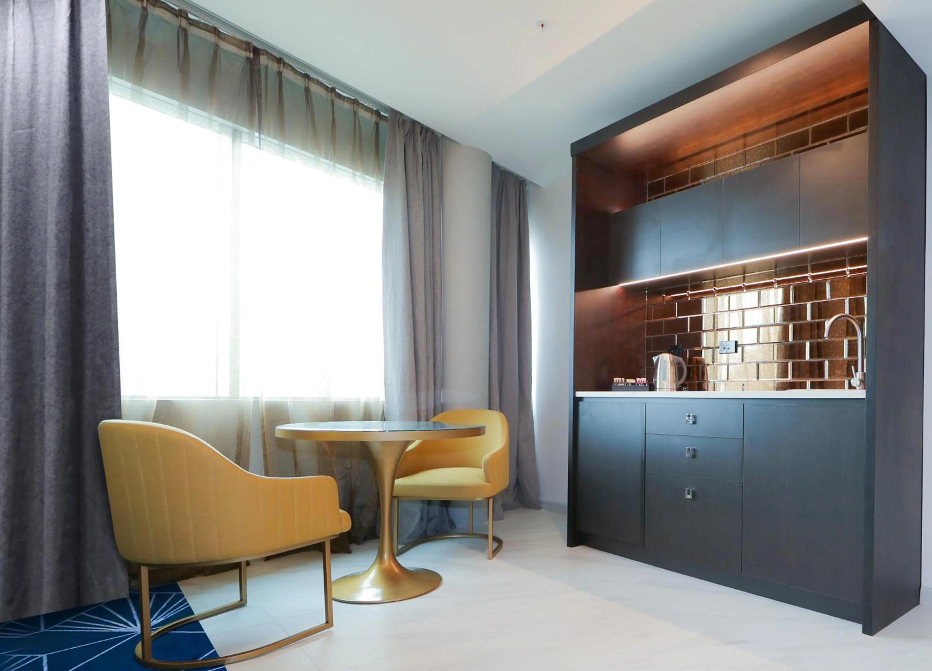 Seating area in Swiss-Belhotel Napier