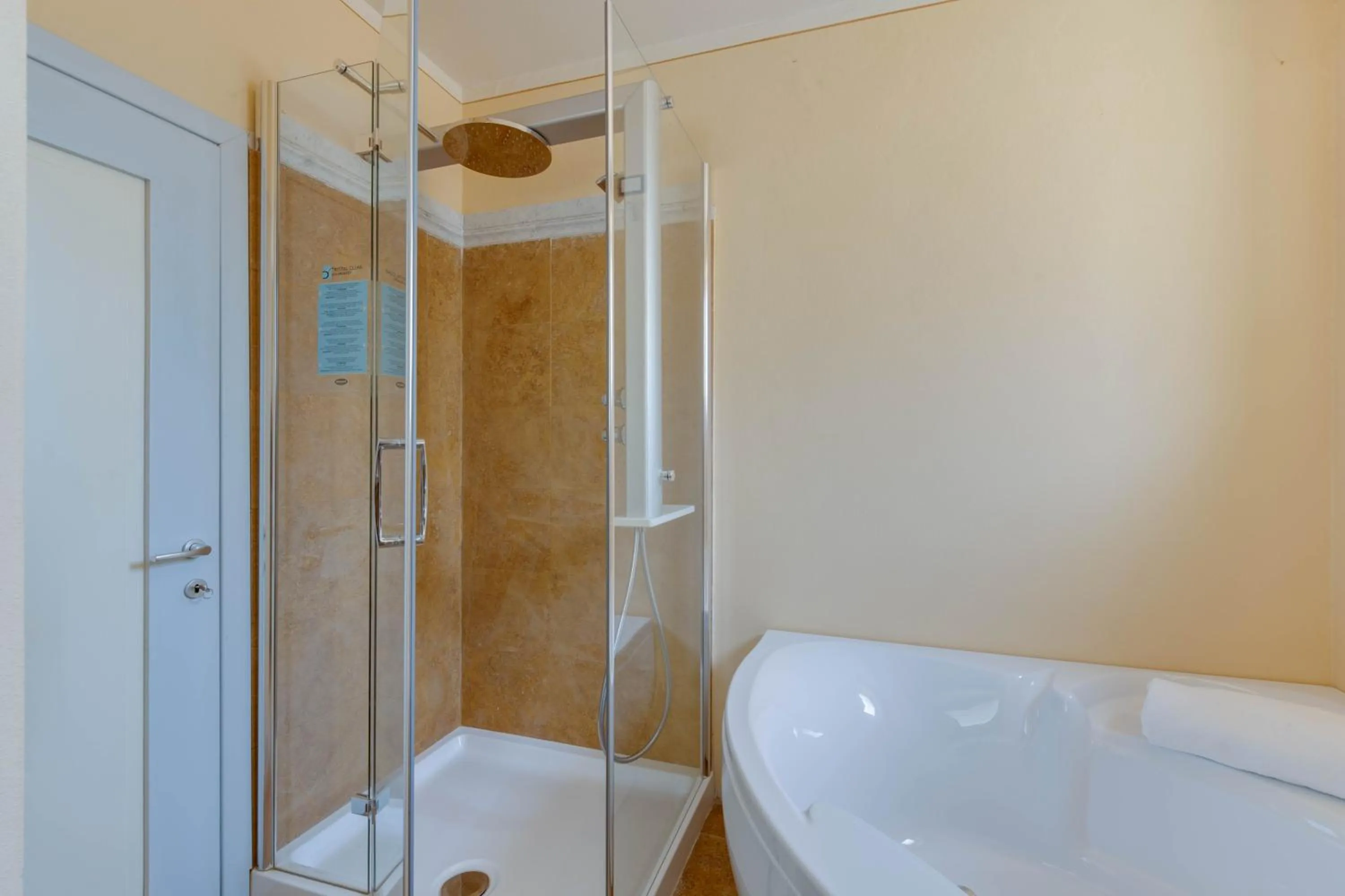 Shower in Residenza d'Epoca Sant Egidio