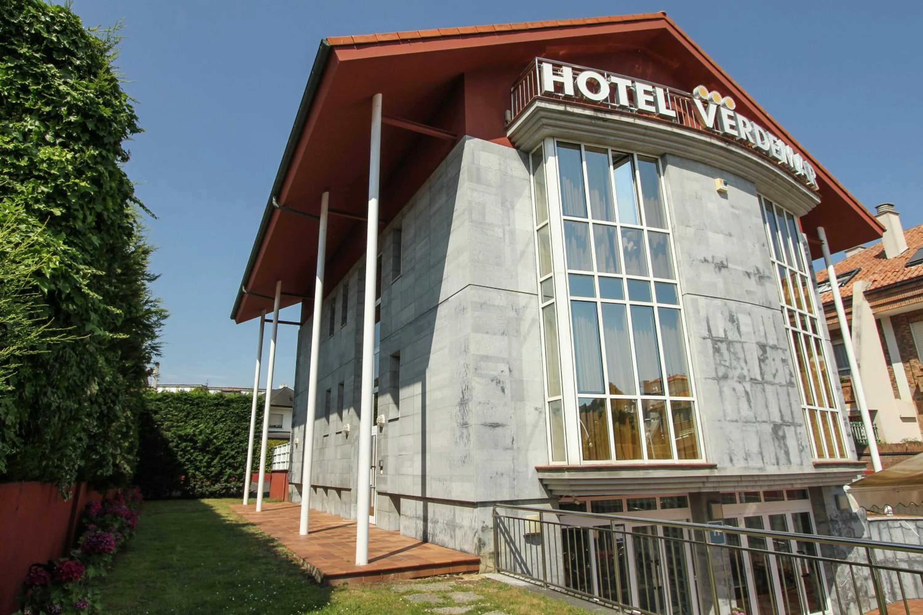 Facade/entrance in Hotel Verdemar