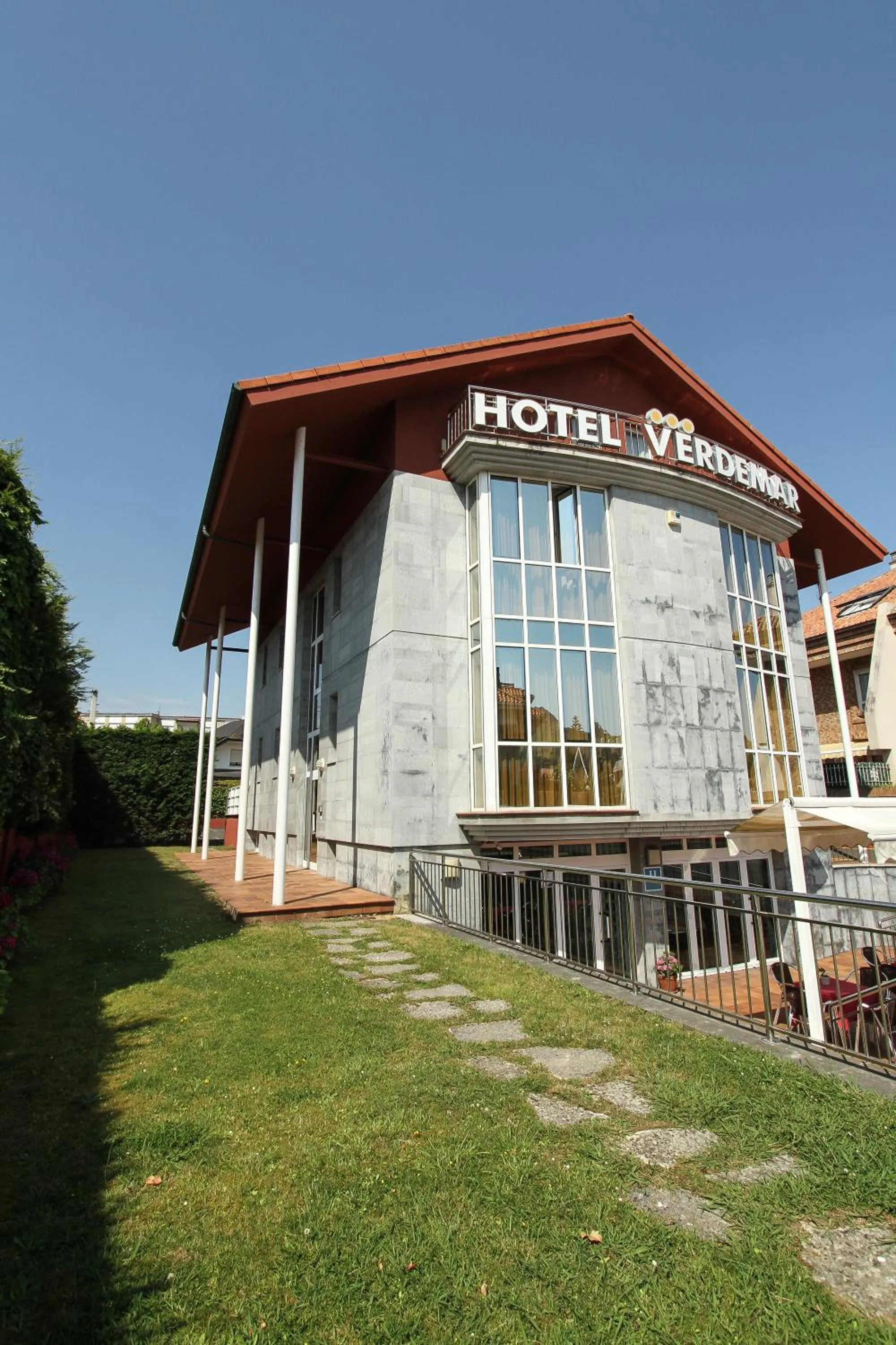 Facade/entrance in Hotel Verdemar