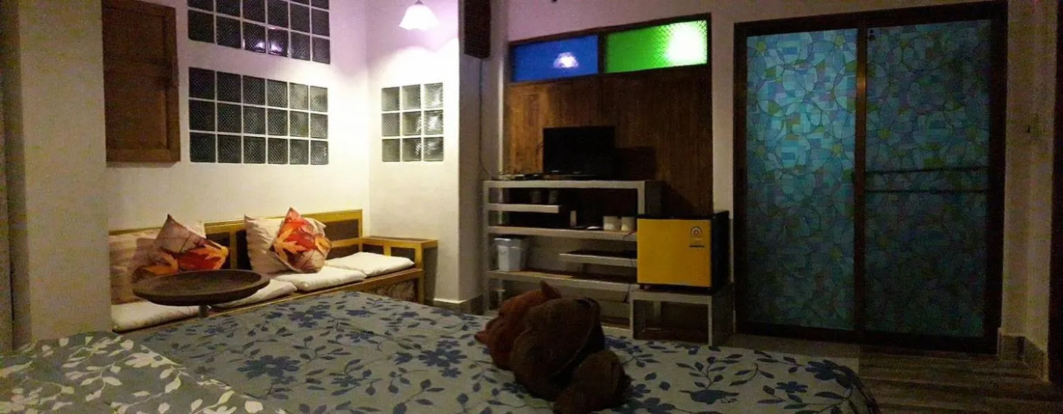 Bed in Banthorphan Resort