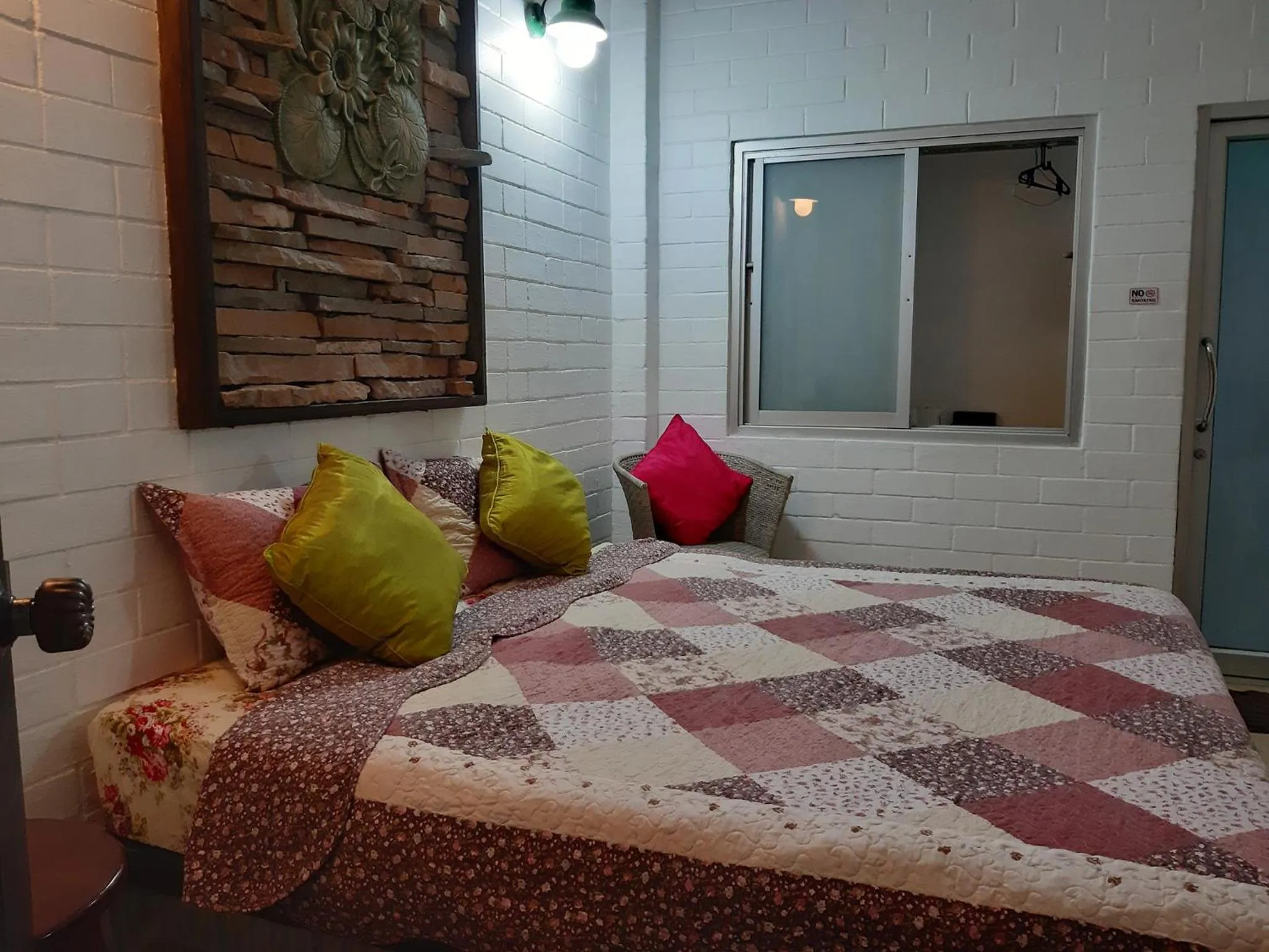 Bed in Banthorphan Resort