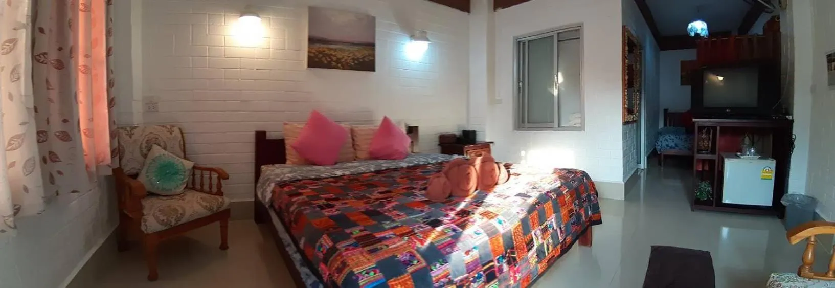 Bed in Banthorphan Resort