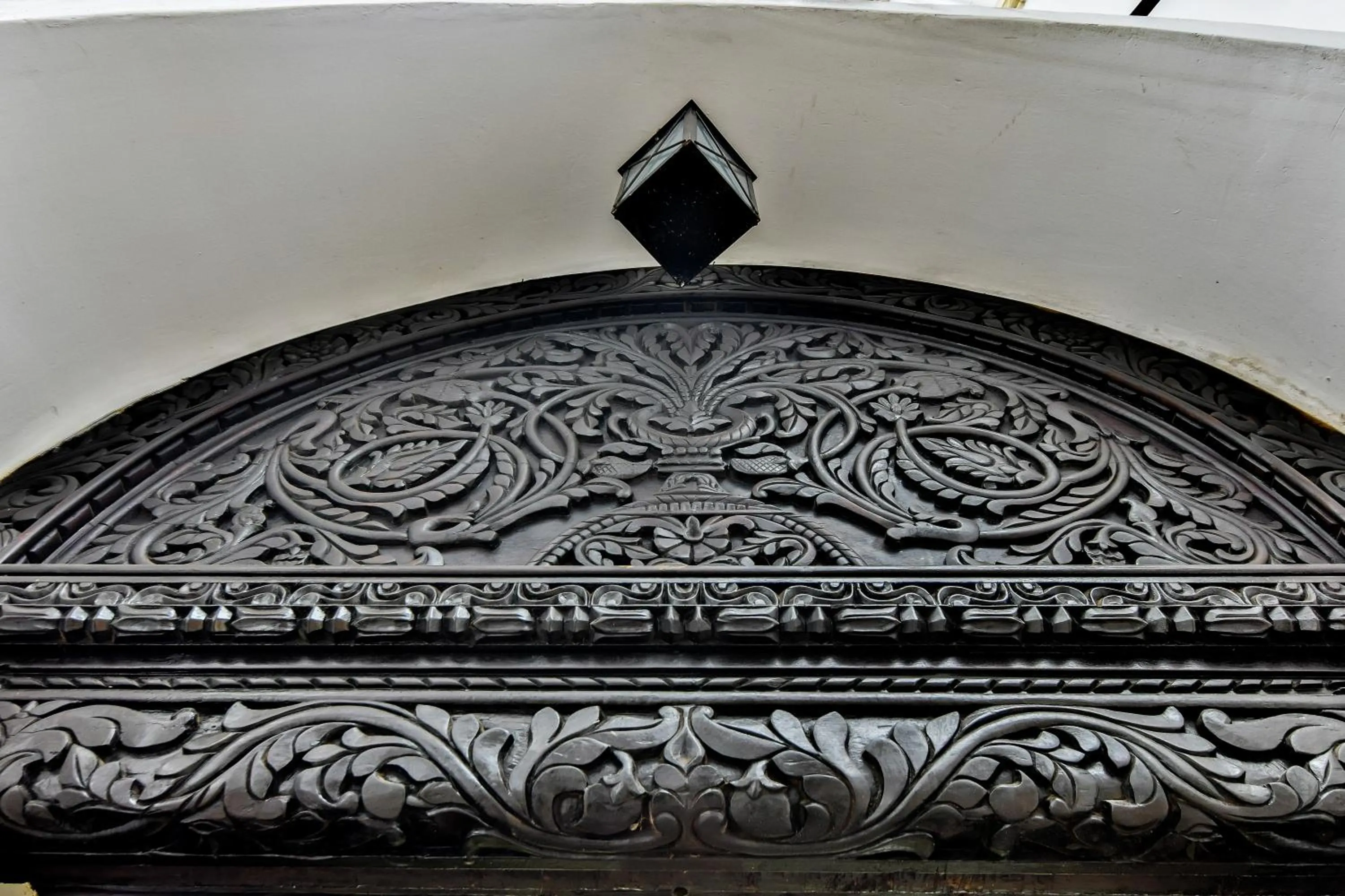 Facade/entrance in Kholle House