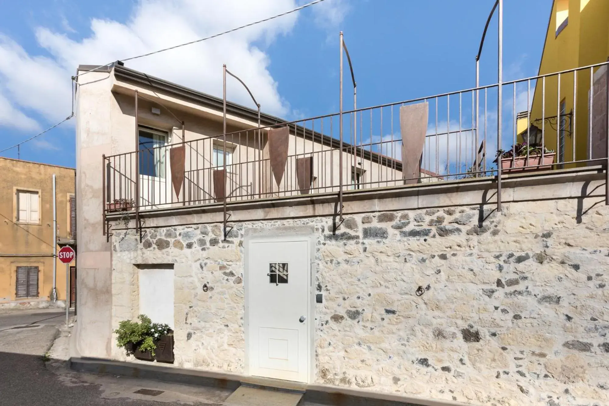 Facade/entrance in Il Cortiletto Hotel Maison Facade/entrance in Il Cortiletto Hotel Maison