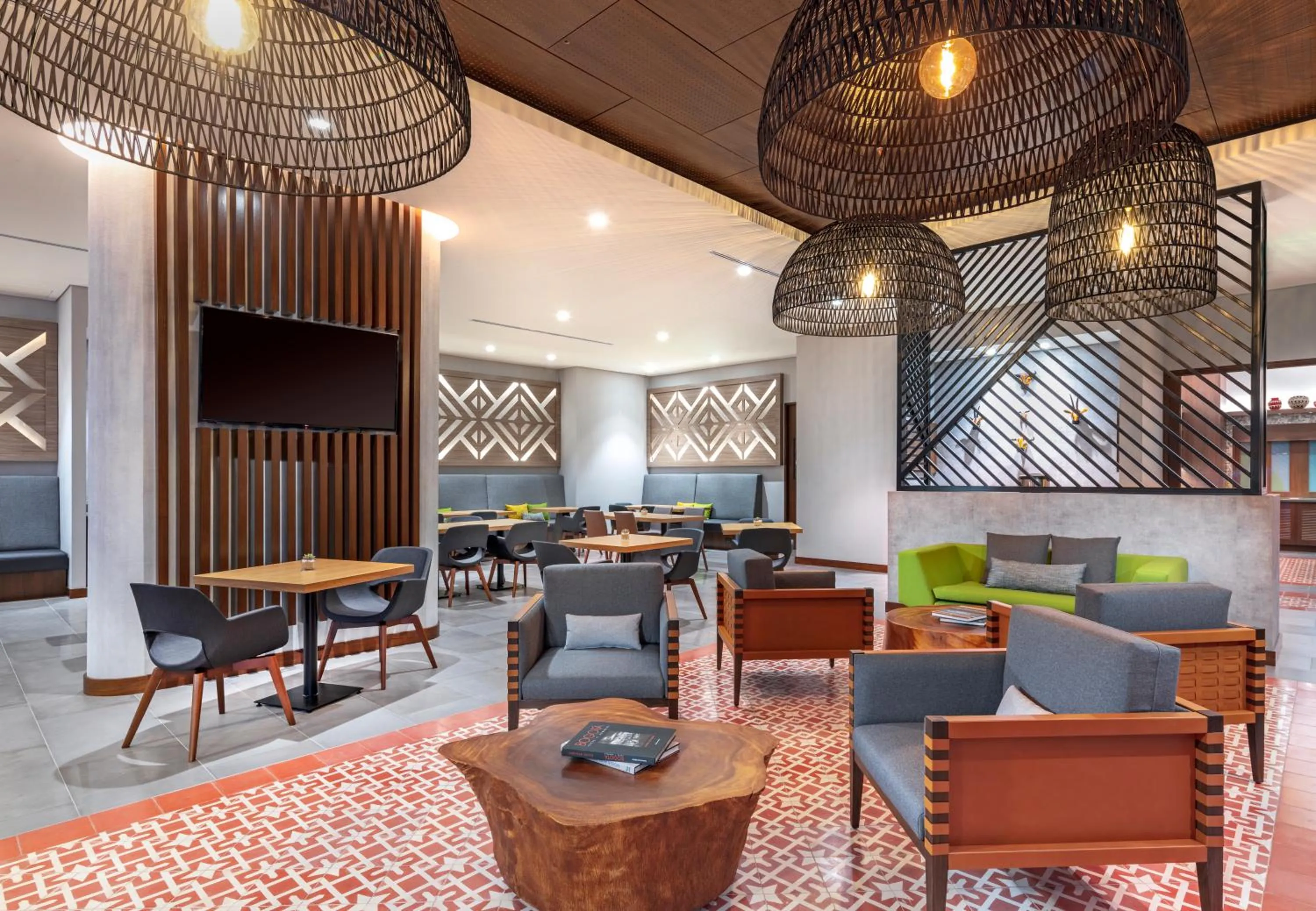 Restaurant/places to eat in Hyatt Place Bogota Convention Center