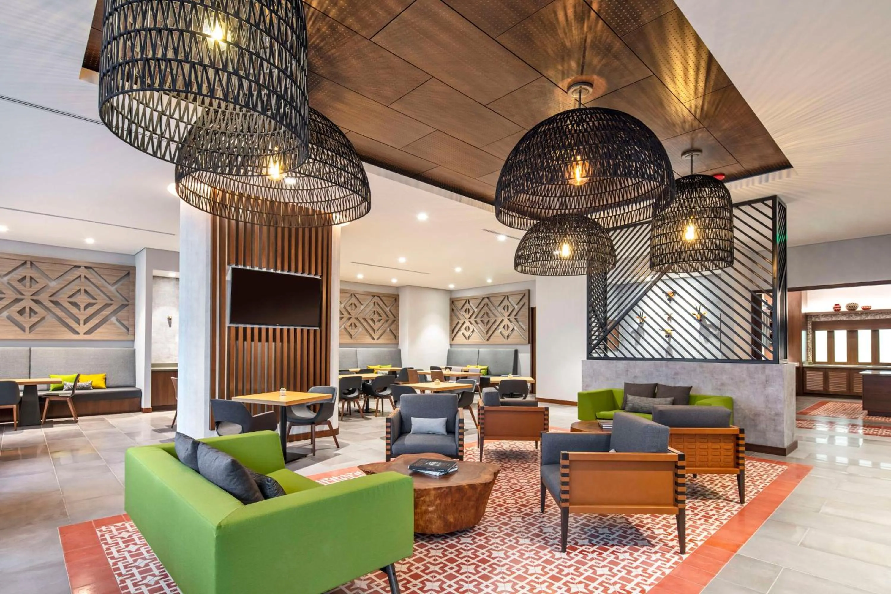 Restaurant/places to eat in Hyatt Place Bogota Convention Center