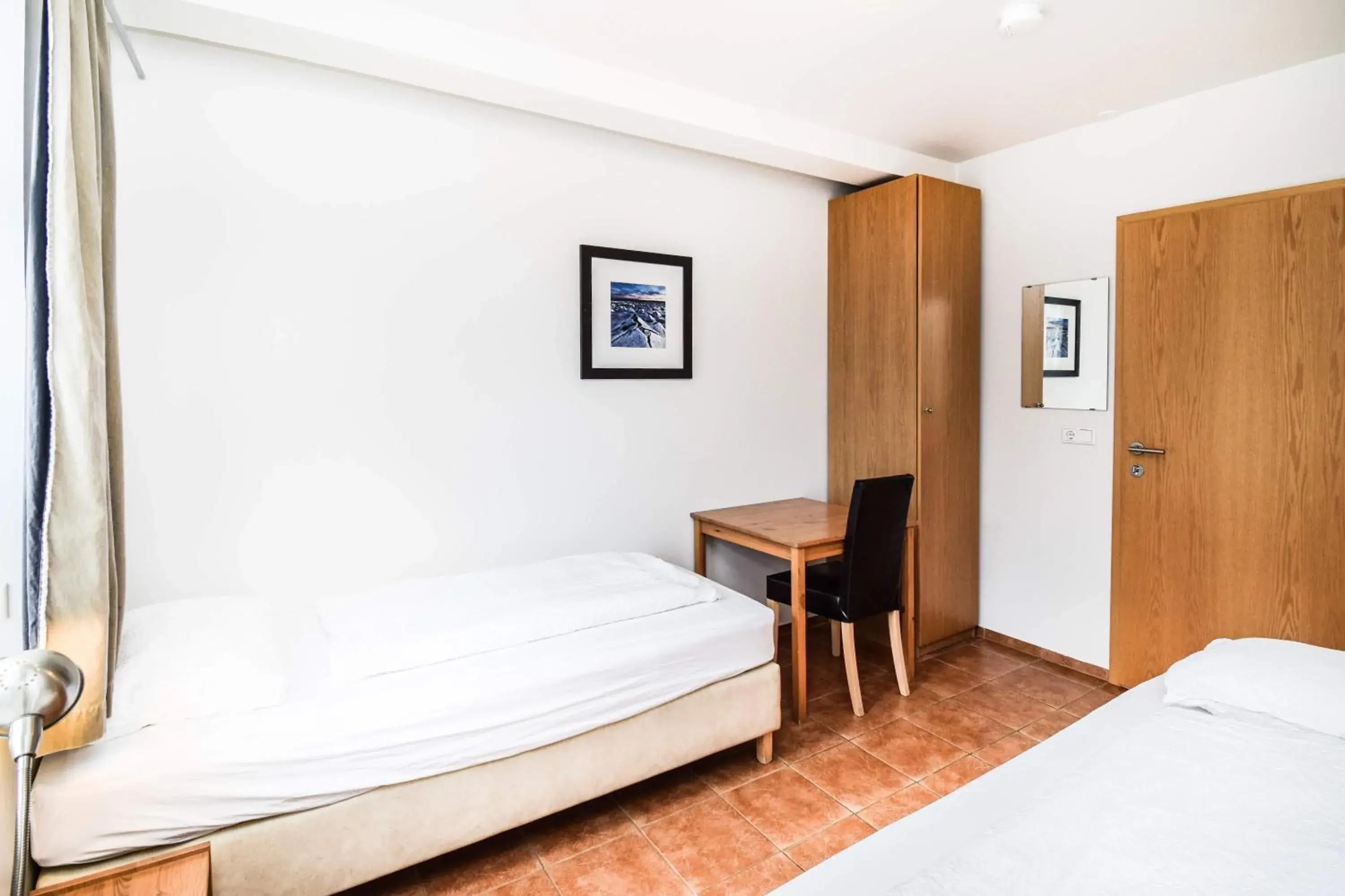 Double or Twin Room with Private Bathroom in Guesthouse Aurora Double or Twin Room with Private Bathroom in Guesthouse Aurora