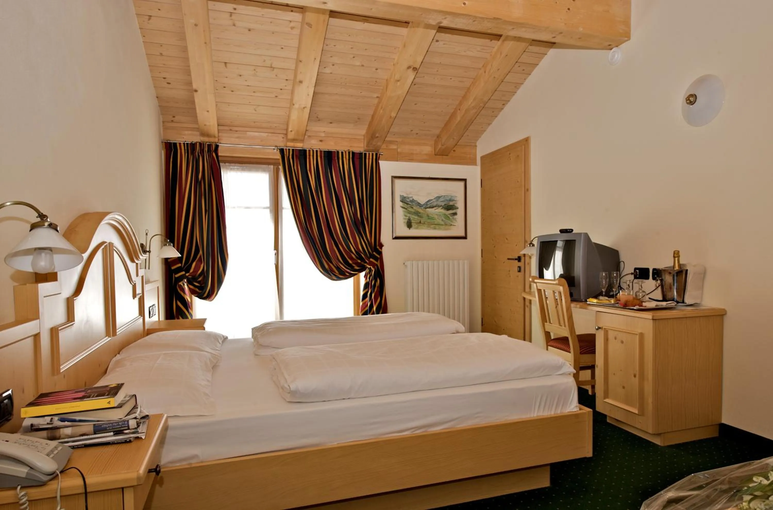 Bed in Hotel Touring