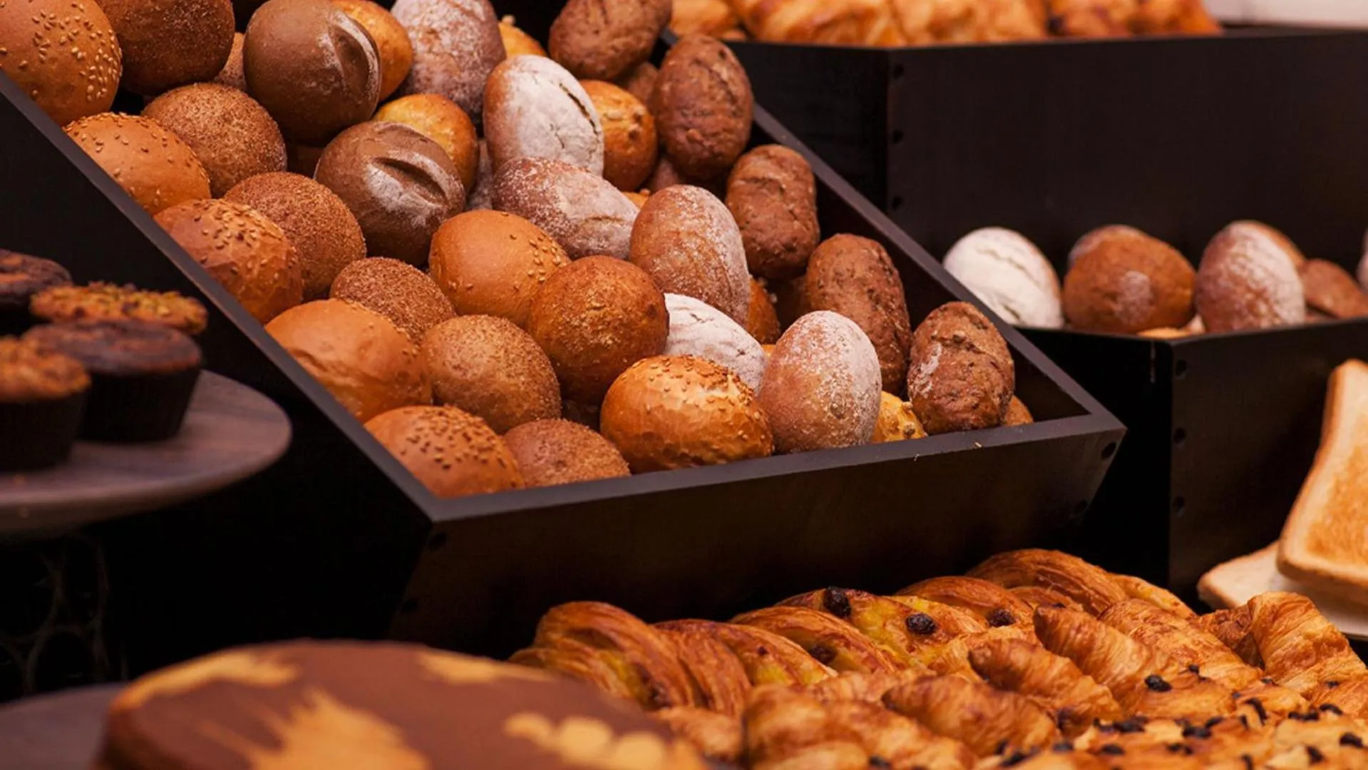 Food in Ramada Hotel & Suites by Wyndham Yerevan