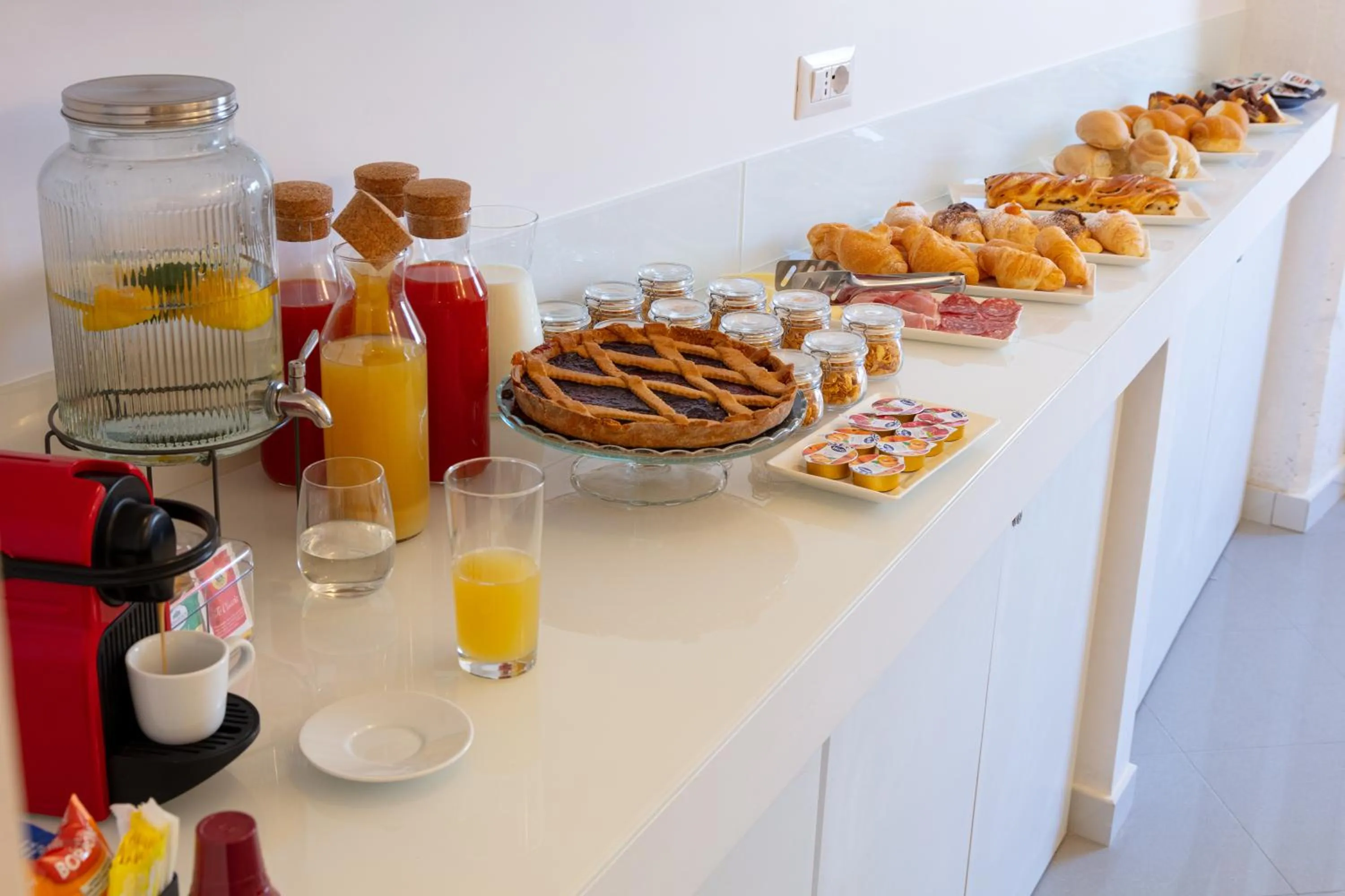 Food and drinks in Nesea