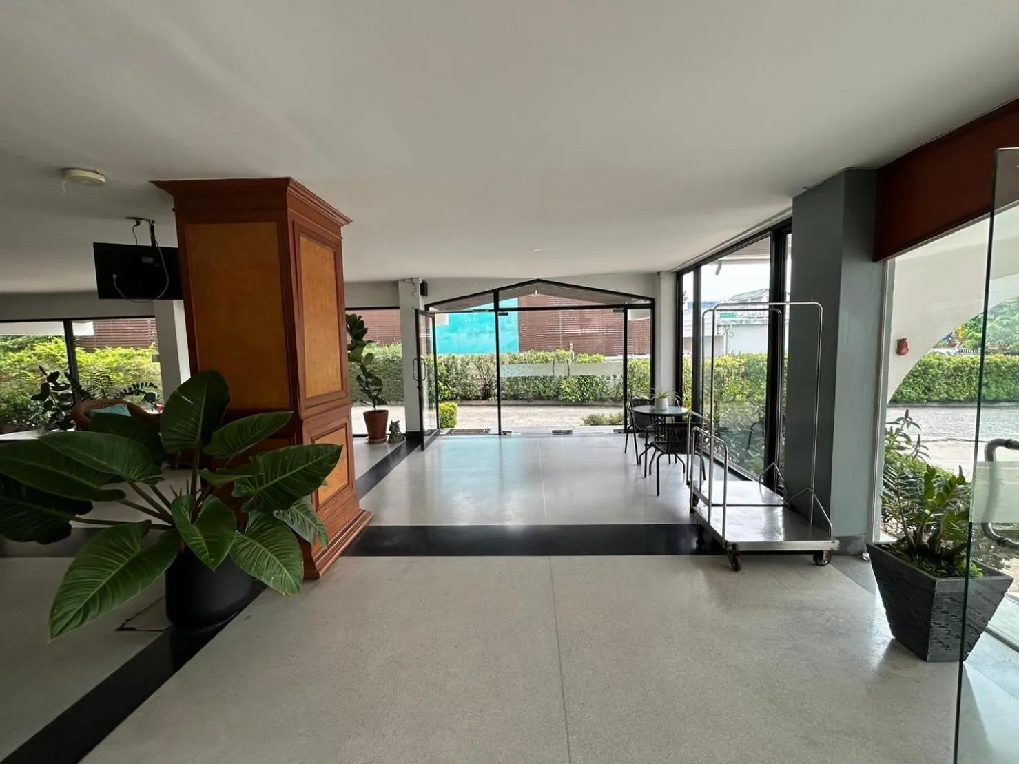 Patio in Bordin Hotel