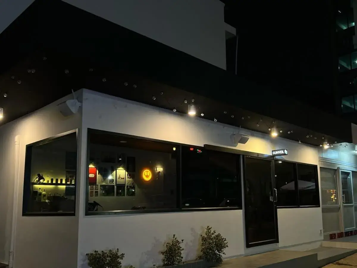 Restaurant/places to eat in Bordin Hotel Restaurant/places to eat in Bordin Hotel