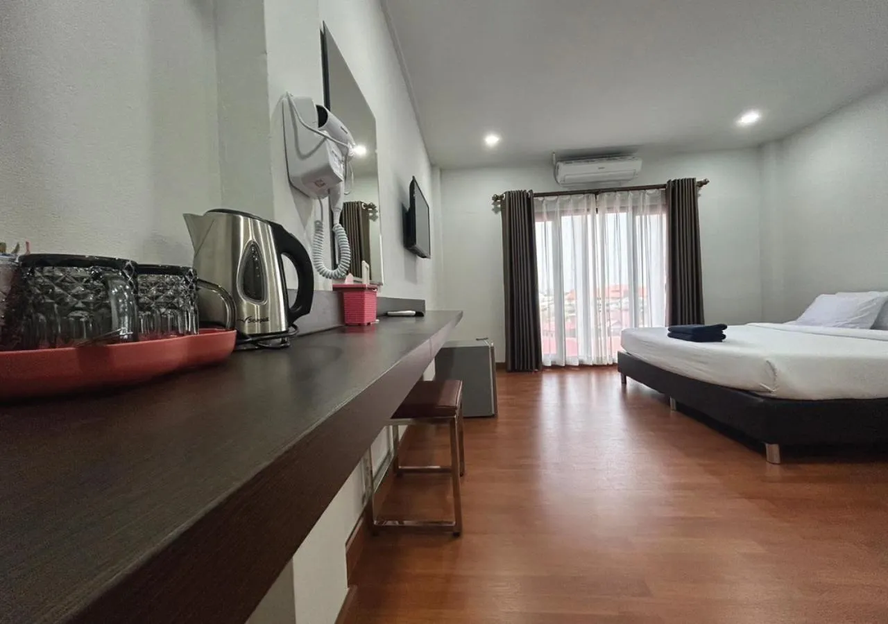 Bedroom, Bed in Bordin Hotel