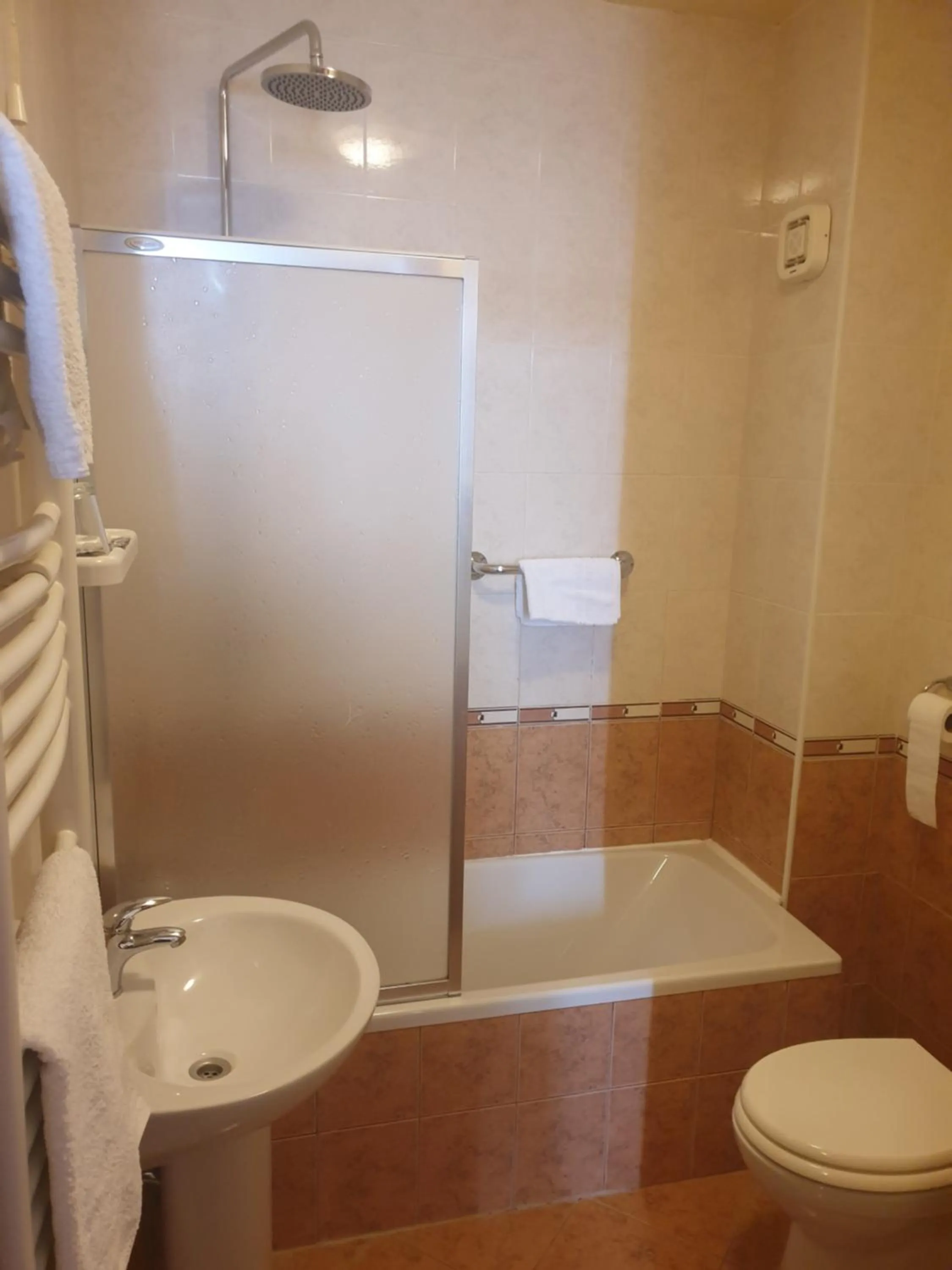 Bathroom in Hotel Miramare