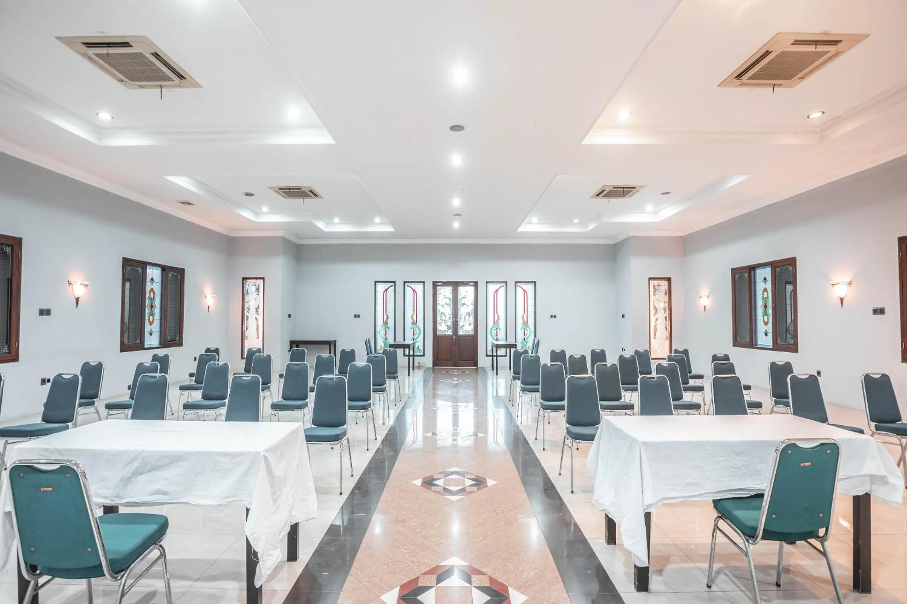 Business facilities in Hotel O Bunga Karang Hotel