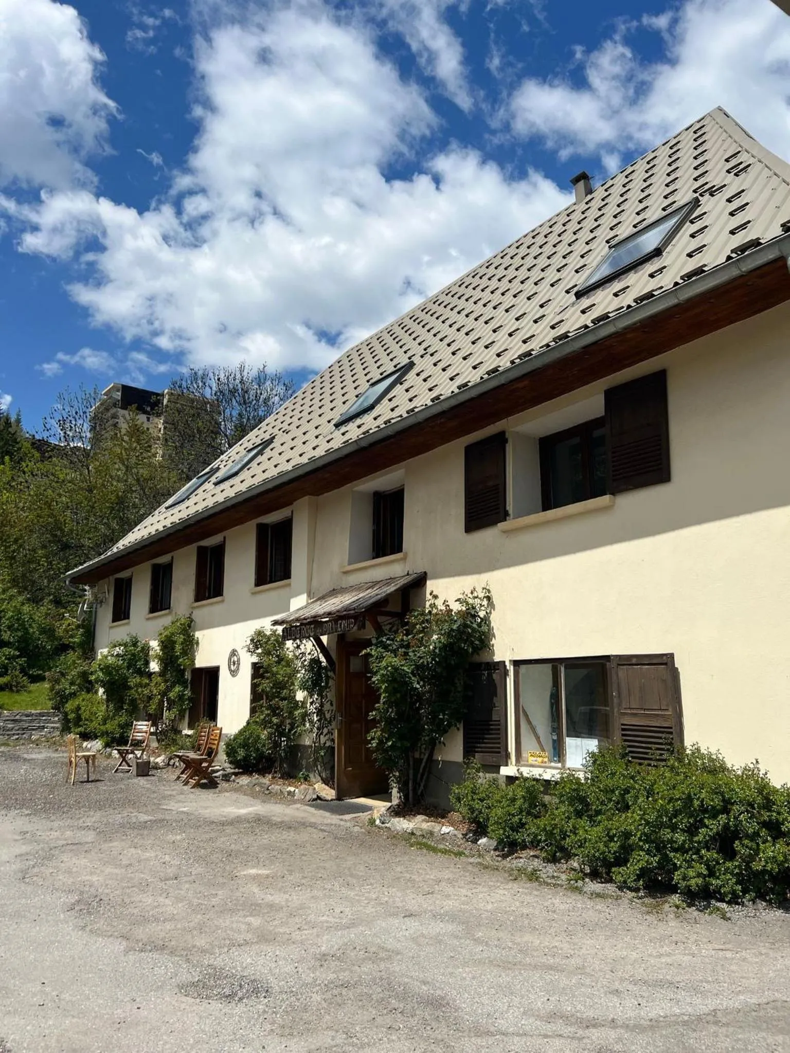Property building in Auberge de Pra-Loup